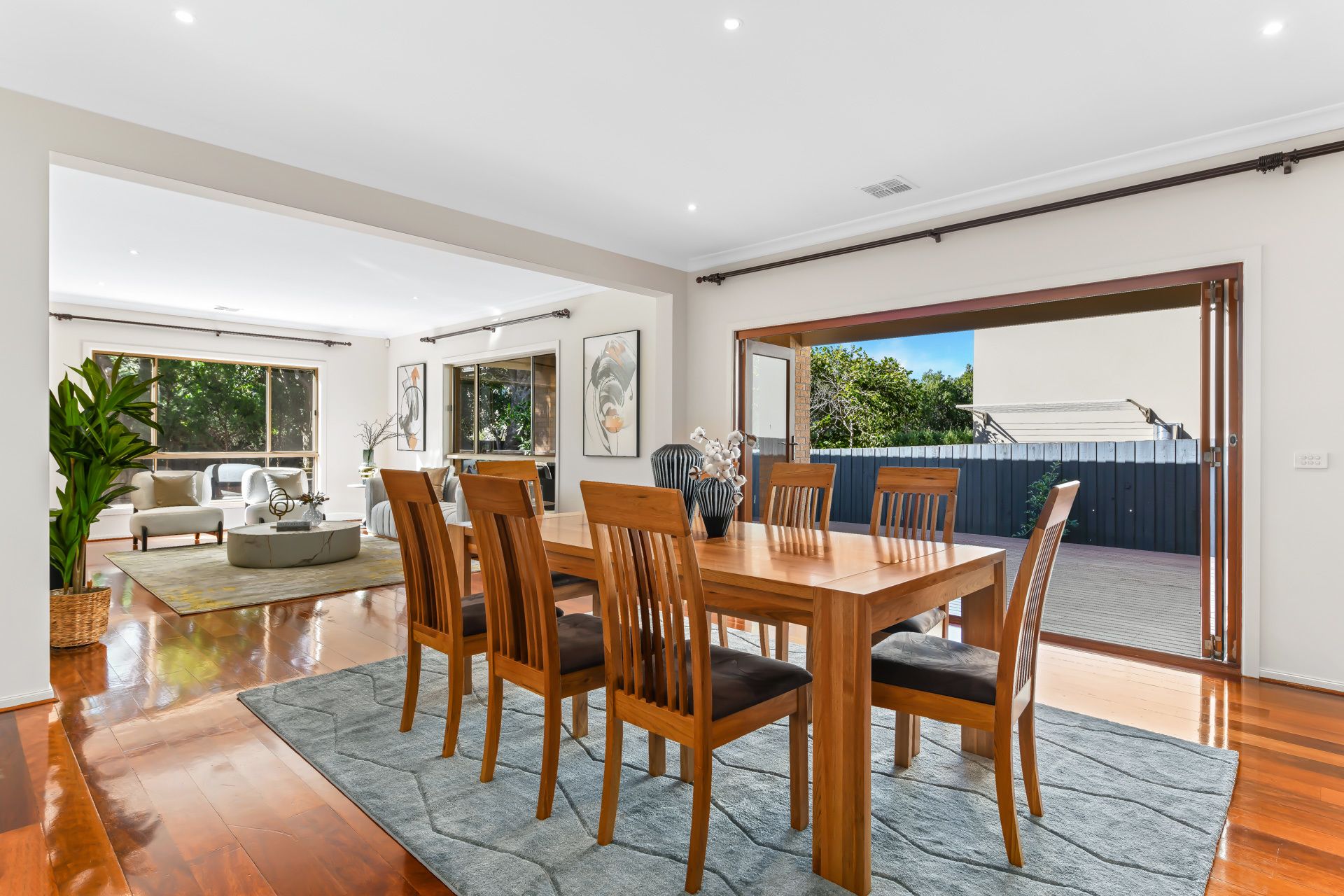 15 Glen Road, Glen Waverley, VIC 3150