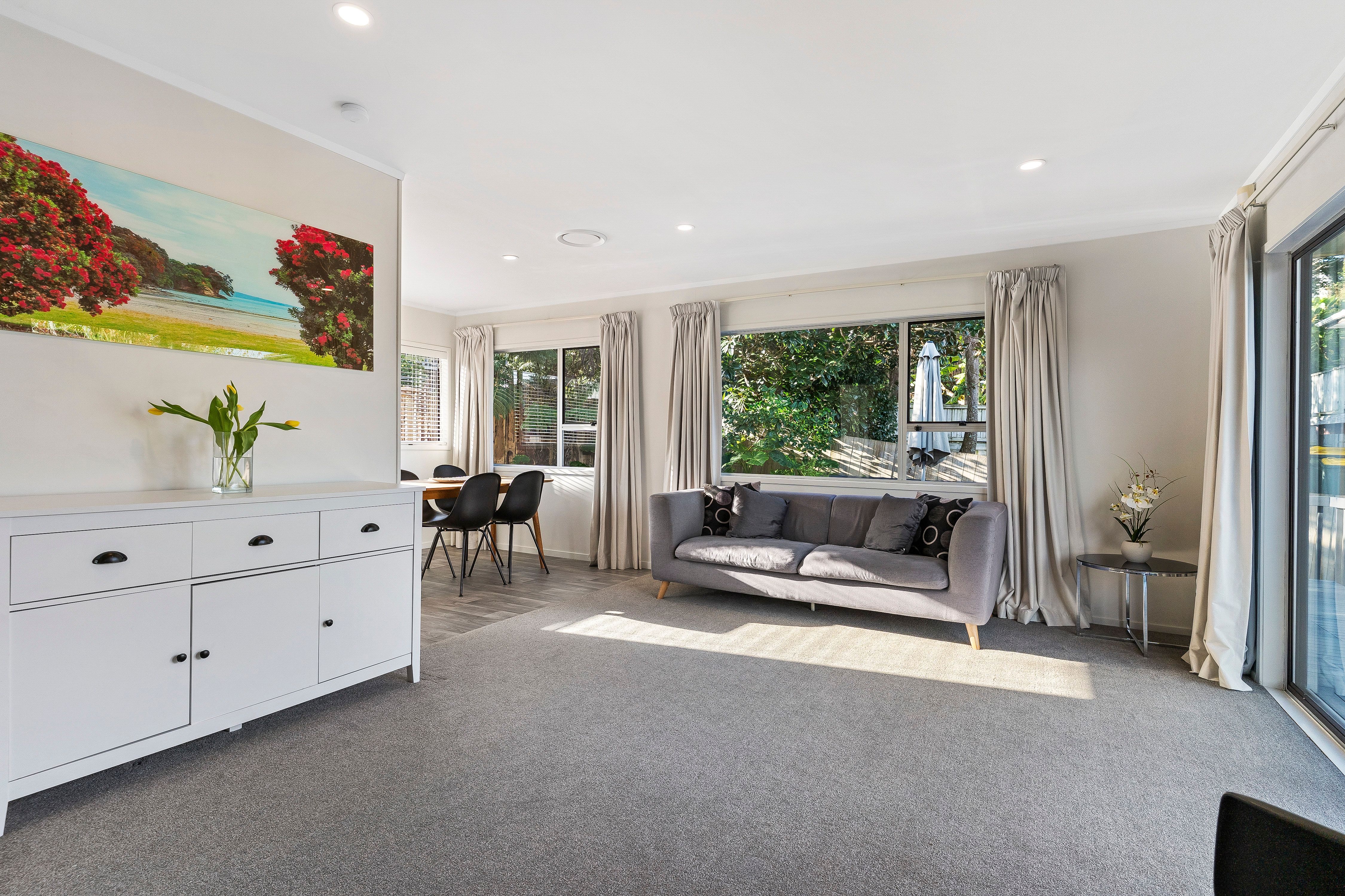2/63 John Downs Drive, Browns Bay, North Shore City