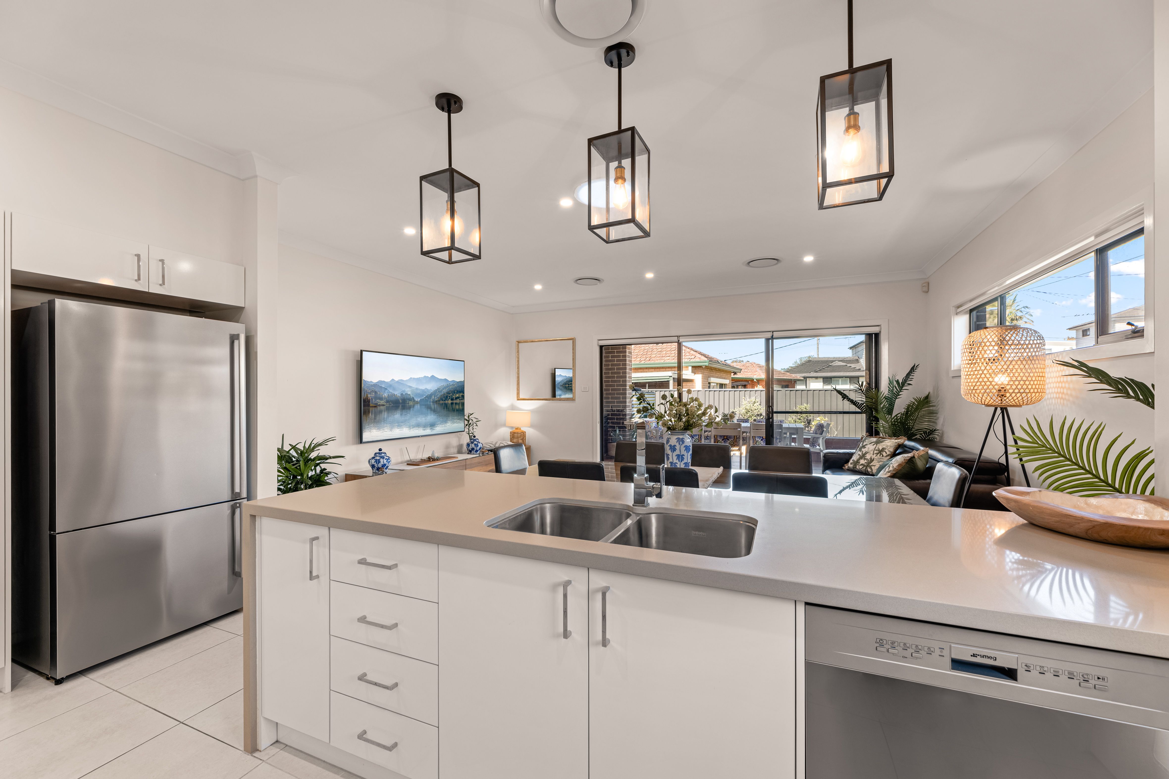 28B Edward Avenue — photo 4 of 18