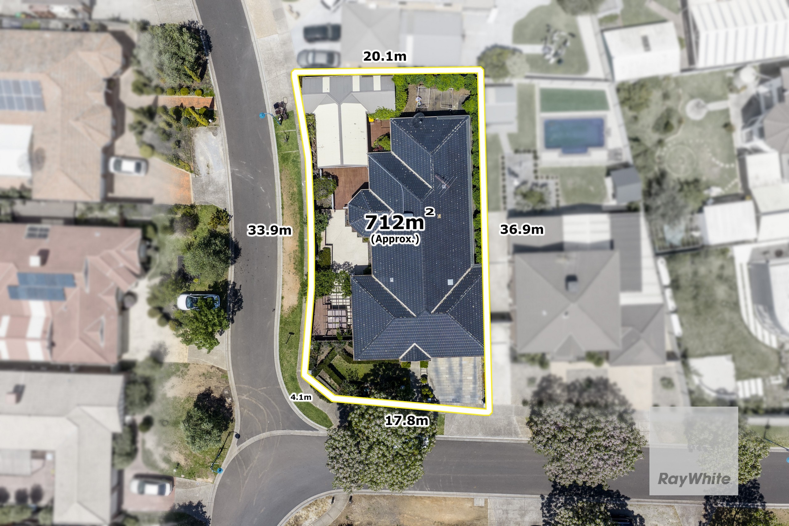 1 Barwon Street, Taylors Hill, VIC 3037