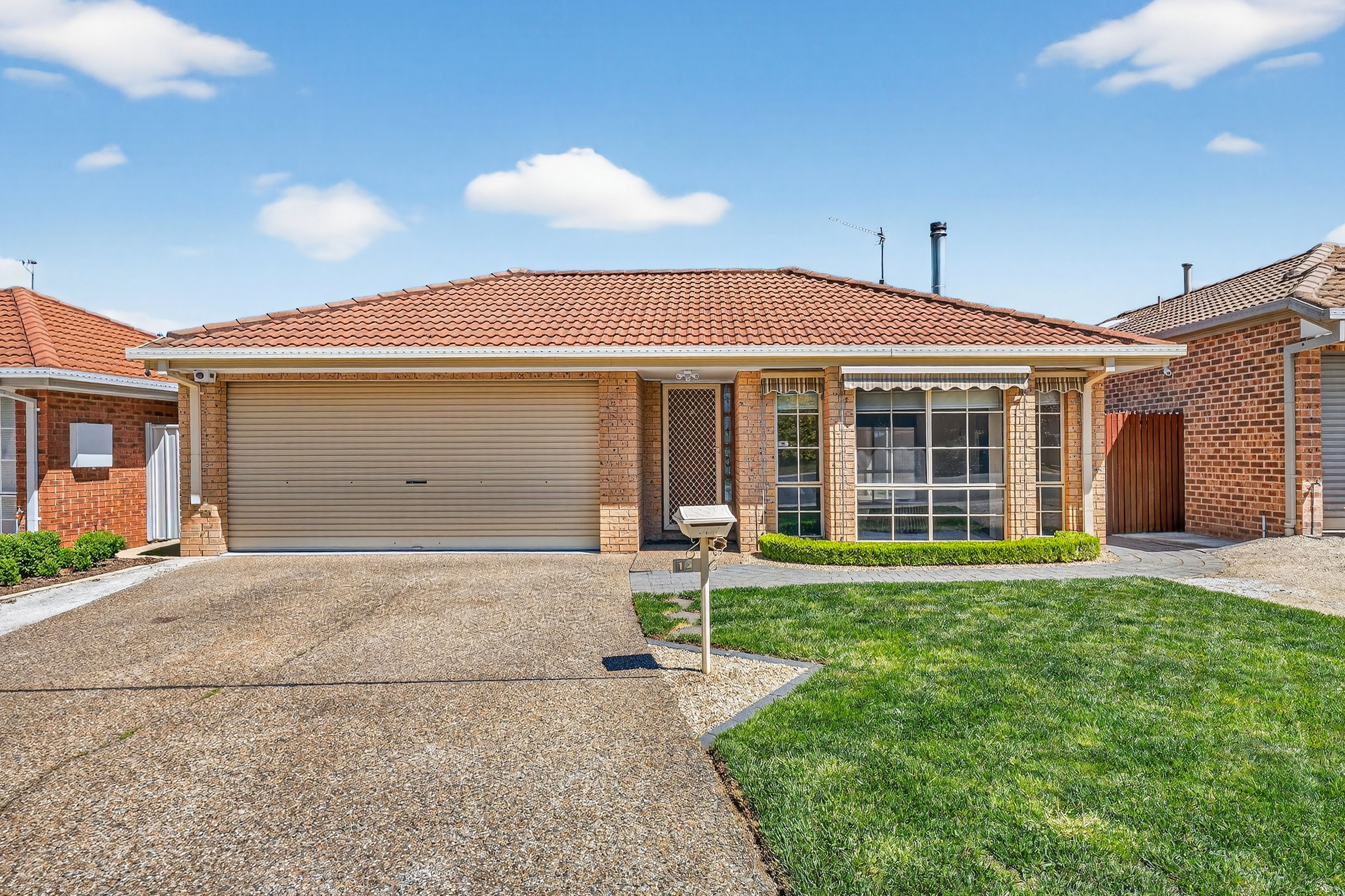 12 Bonnin Place, Bonython ACT 2905