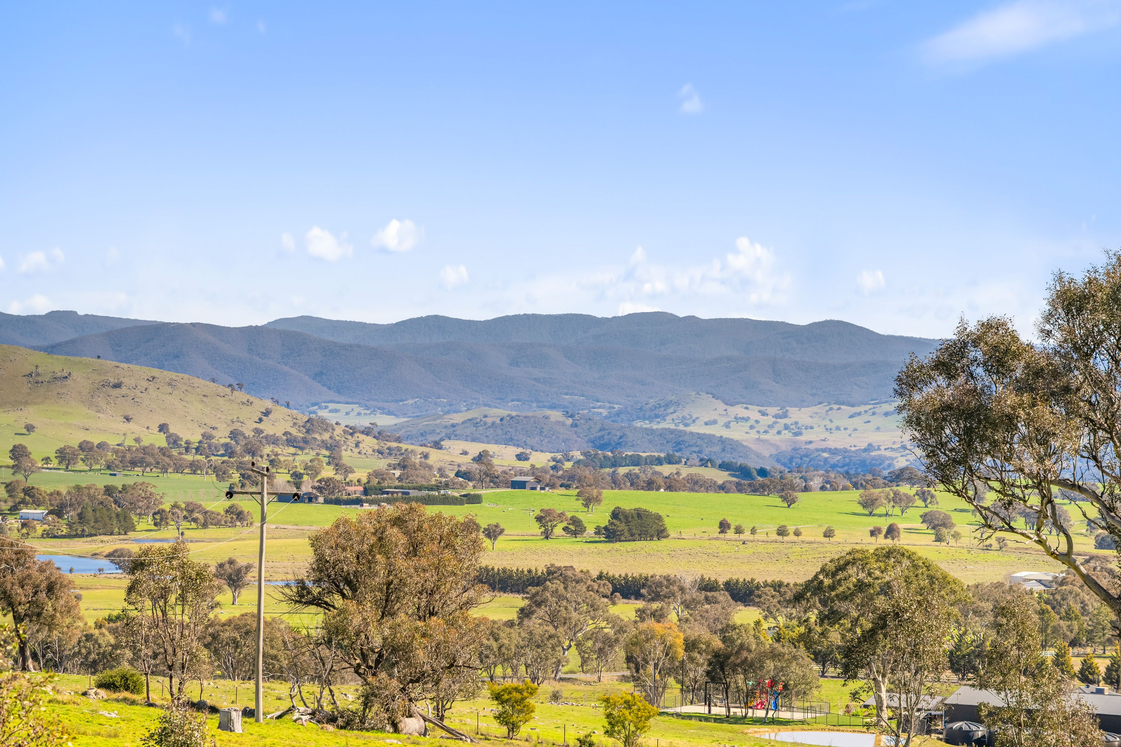 103 Captains Hill Road, Wallaroo, NSW 2618