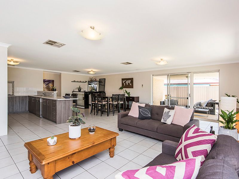 12 Chestnut Way, Baldivis WA 6171