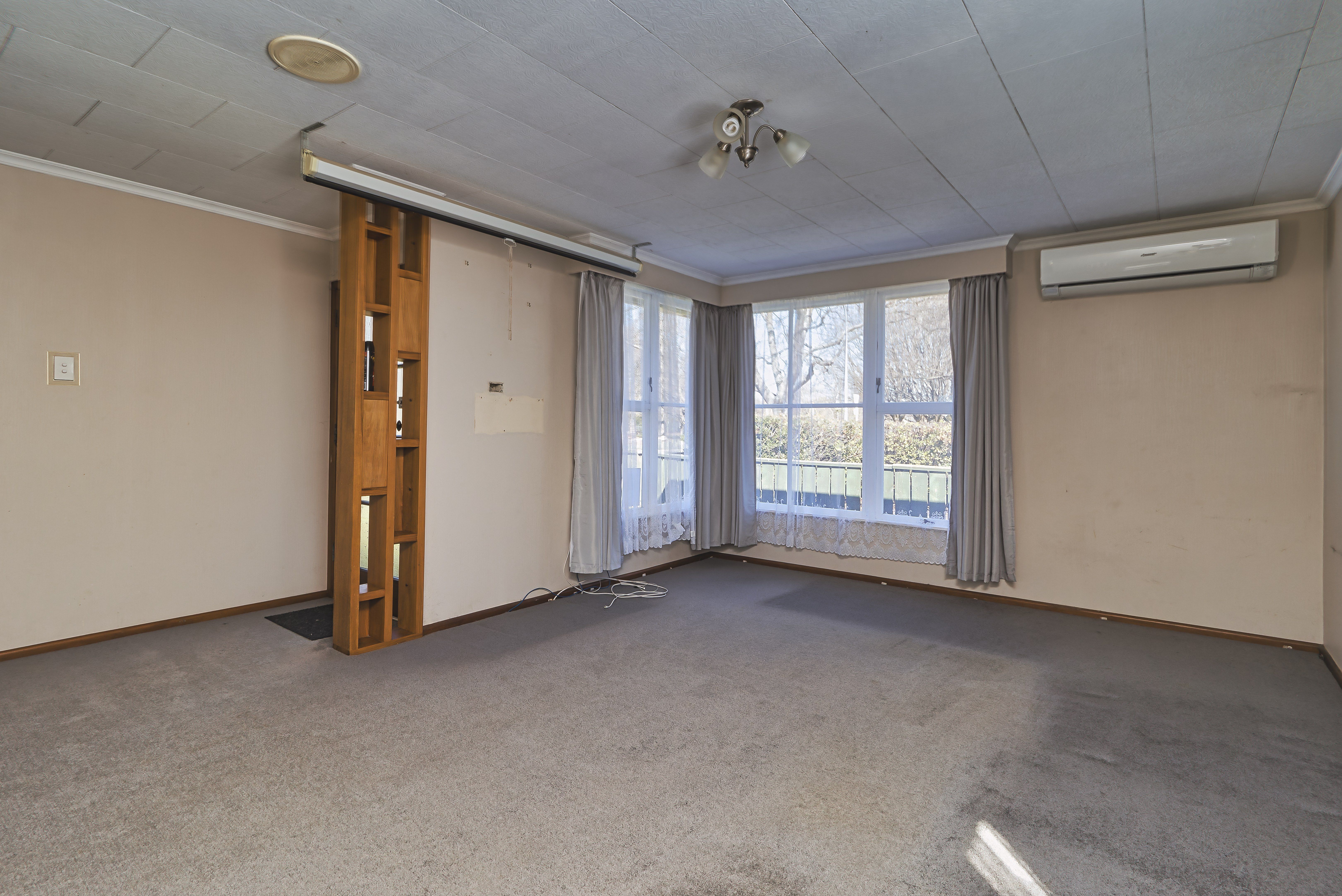 902 Grove Road, Mayfair, Hastings District