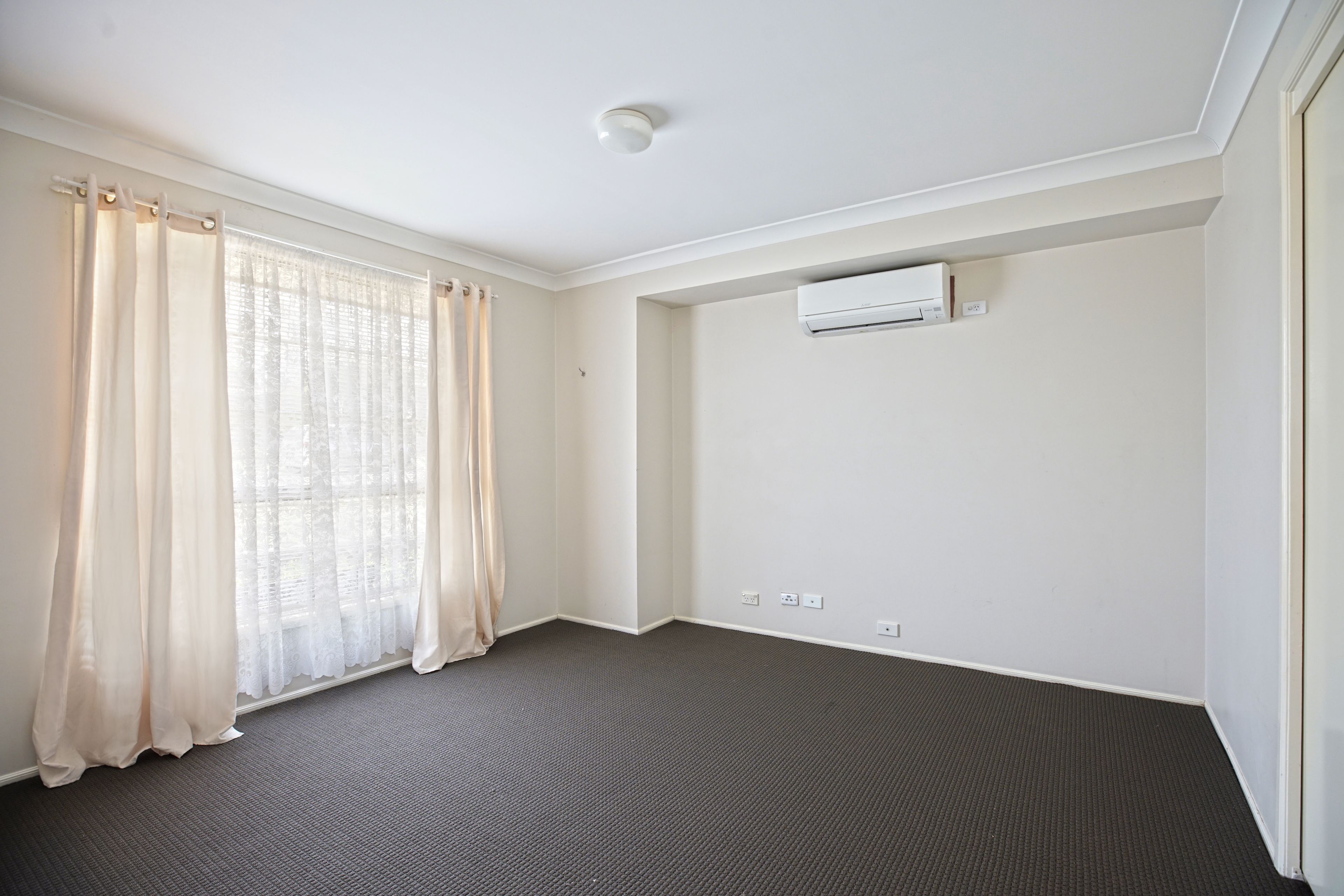 21 Jirramba Court, Glenmore Park, NSW 2745