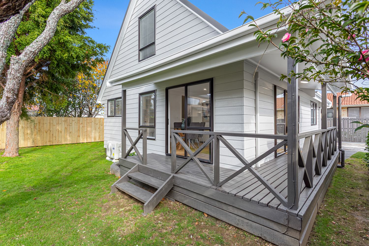 9B Sunnyside Crescent, Papatoetoe, Manukau City