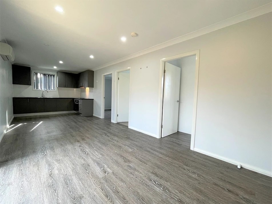 17a Wintaroo Crescent, St Helens Park, NSW 2560