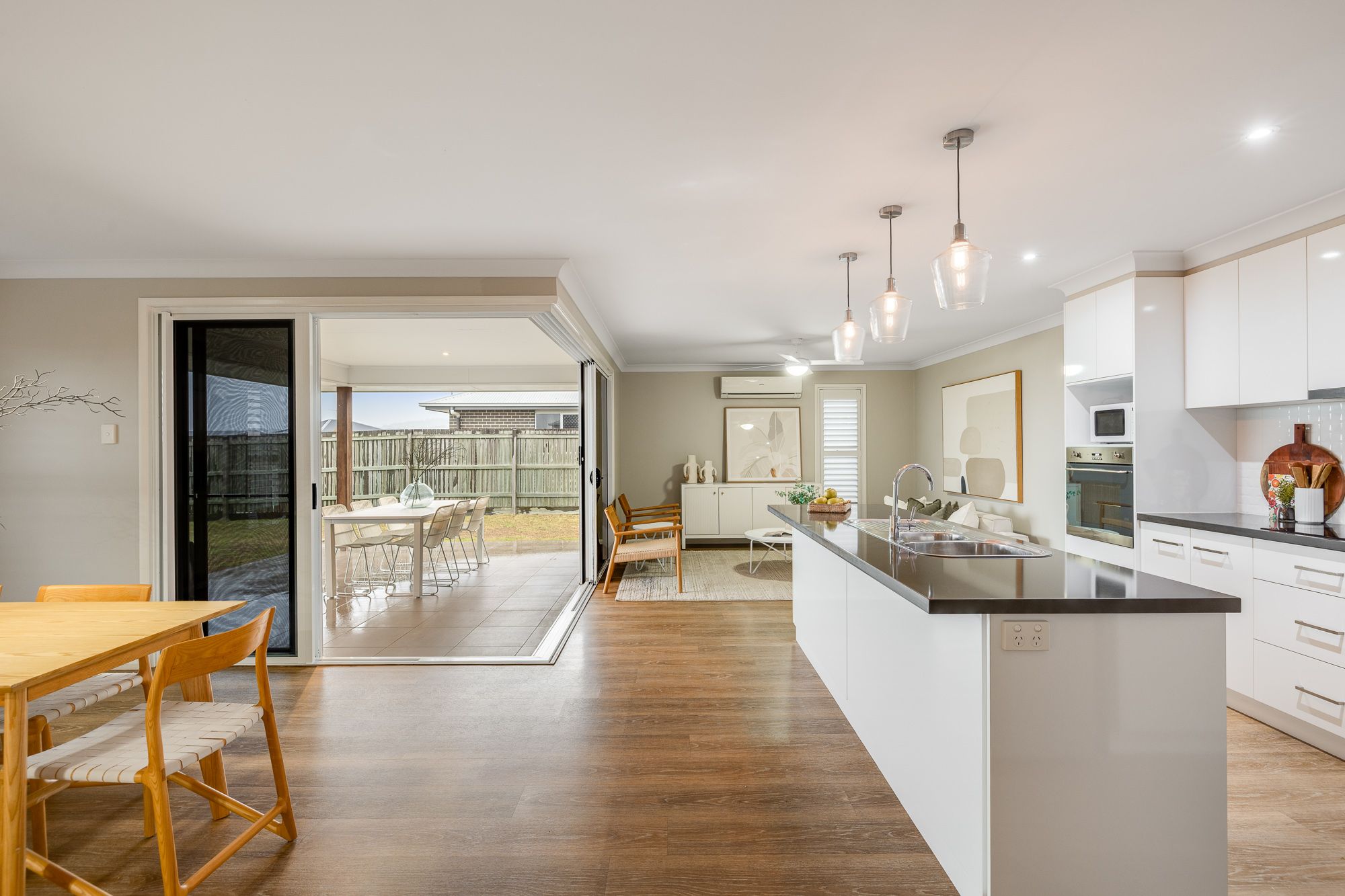 2 Kennard Street — photo 3 of 20