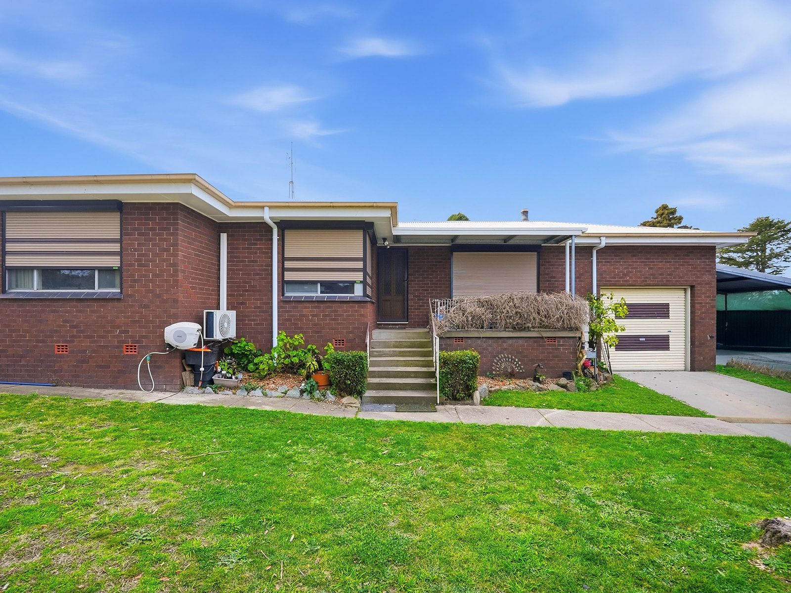 16 Somers Place, Blayney, NSW 2799