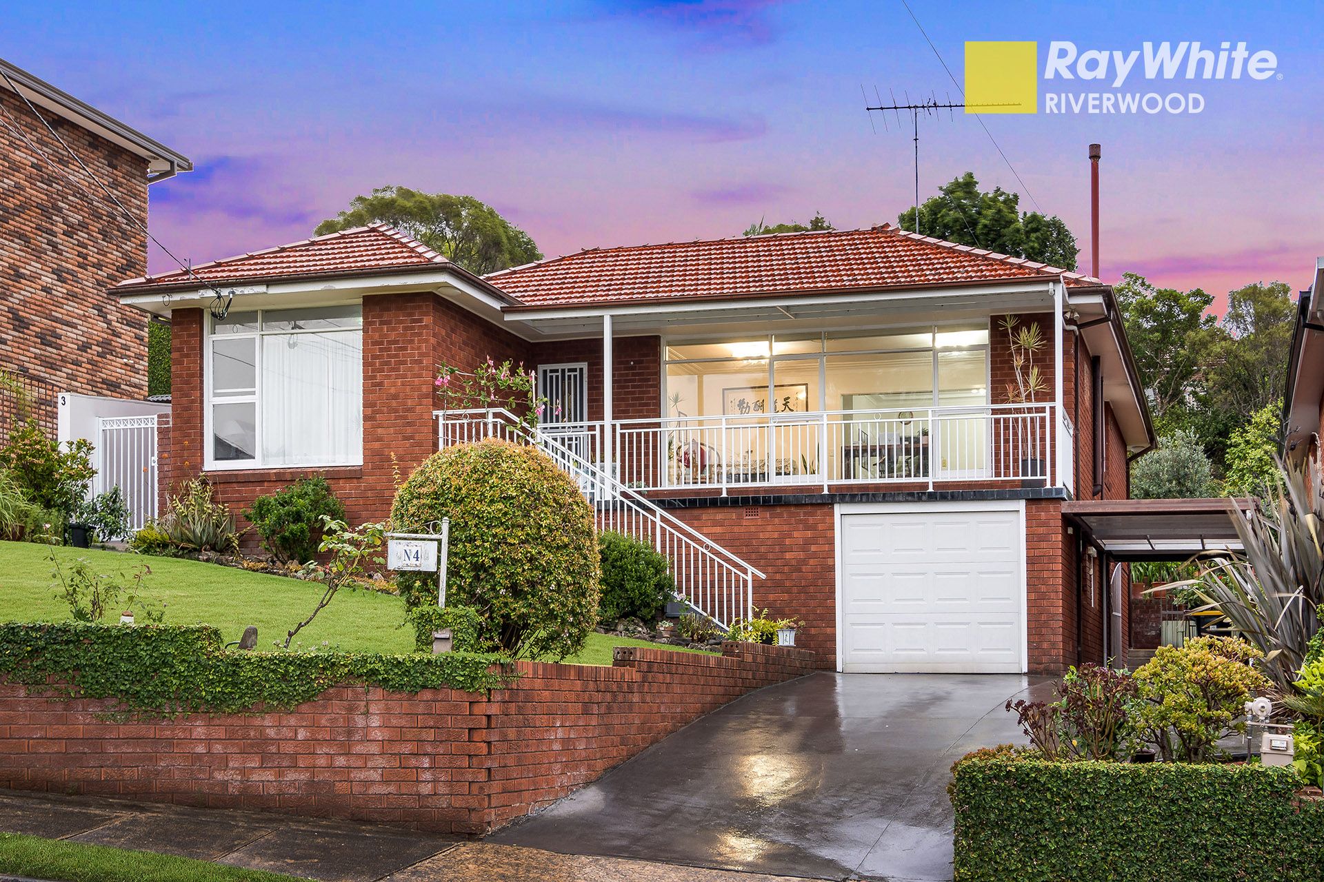 4 Caloola Crescent, Penshurst NSW 2222