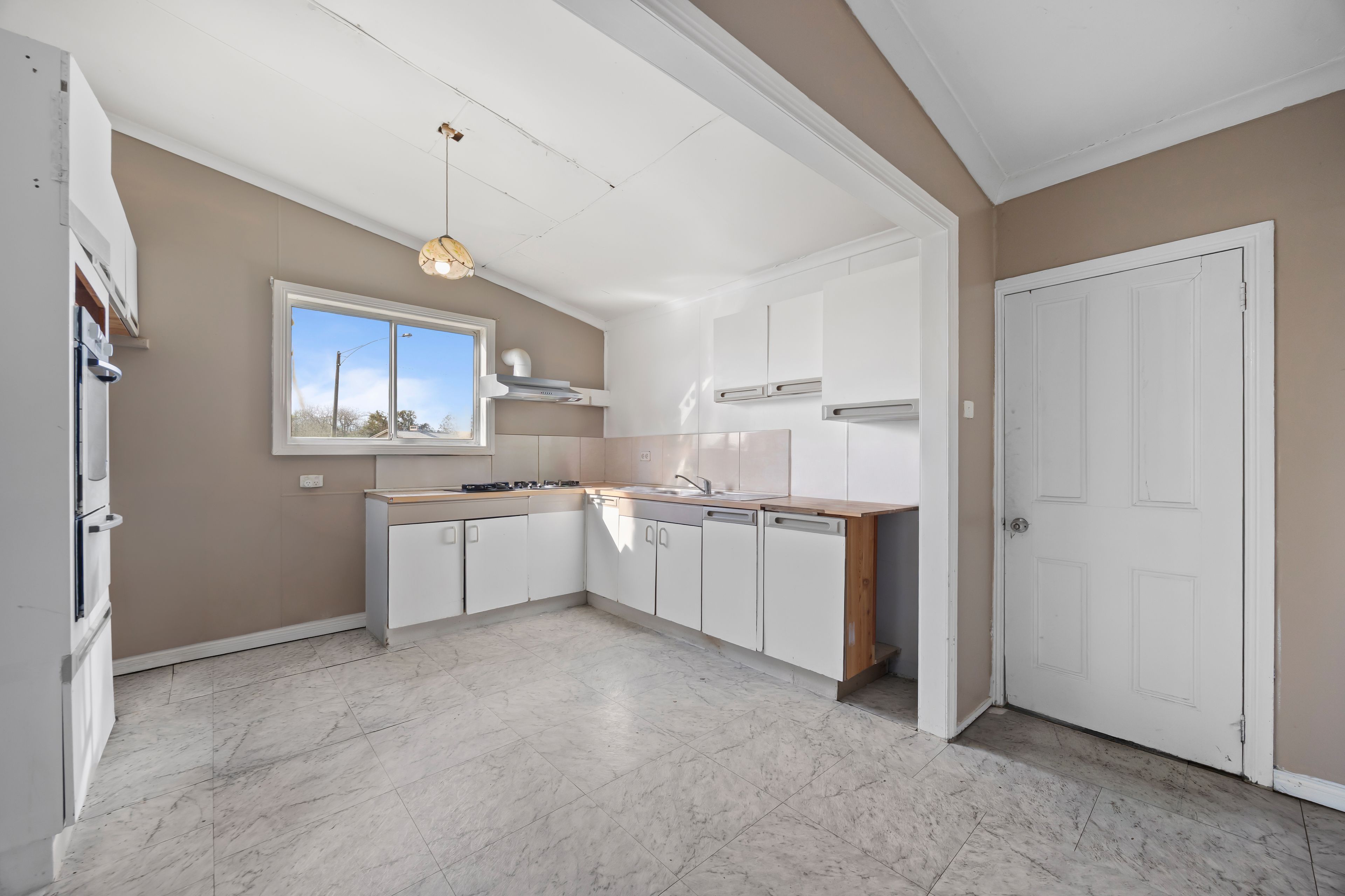4-6 Campbell Street — photo 7 of 22