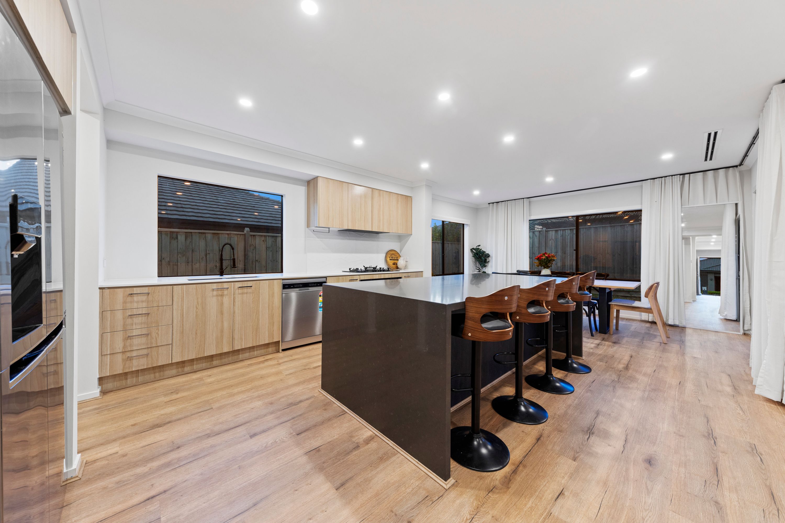 7 Antra Street — photo 4 of 30