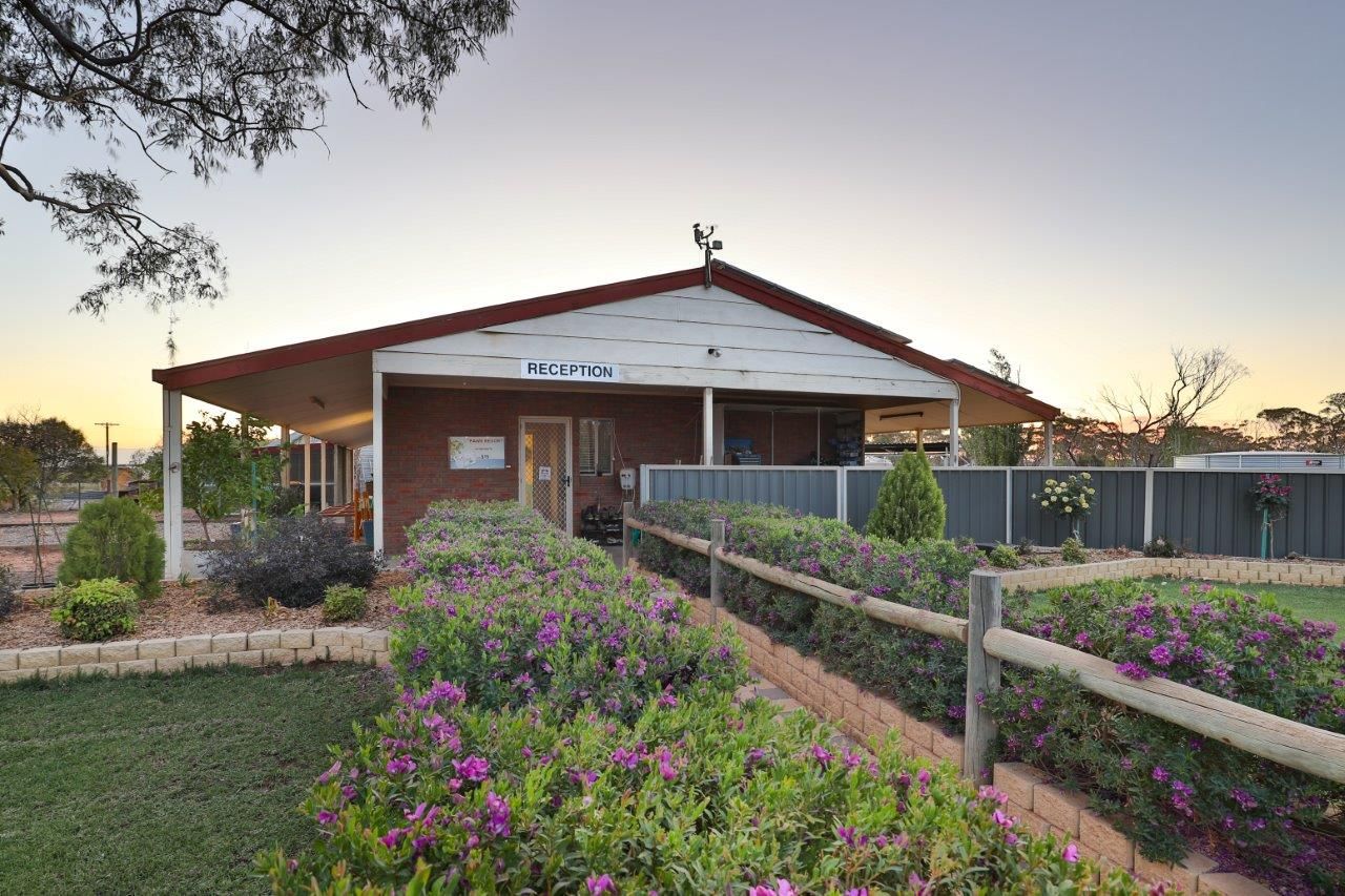 242 Oak Avenue, Birdwoodton, VIC 3505