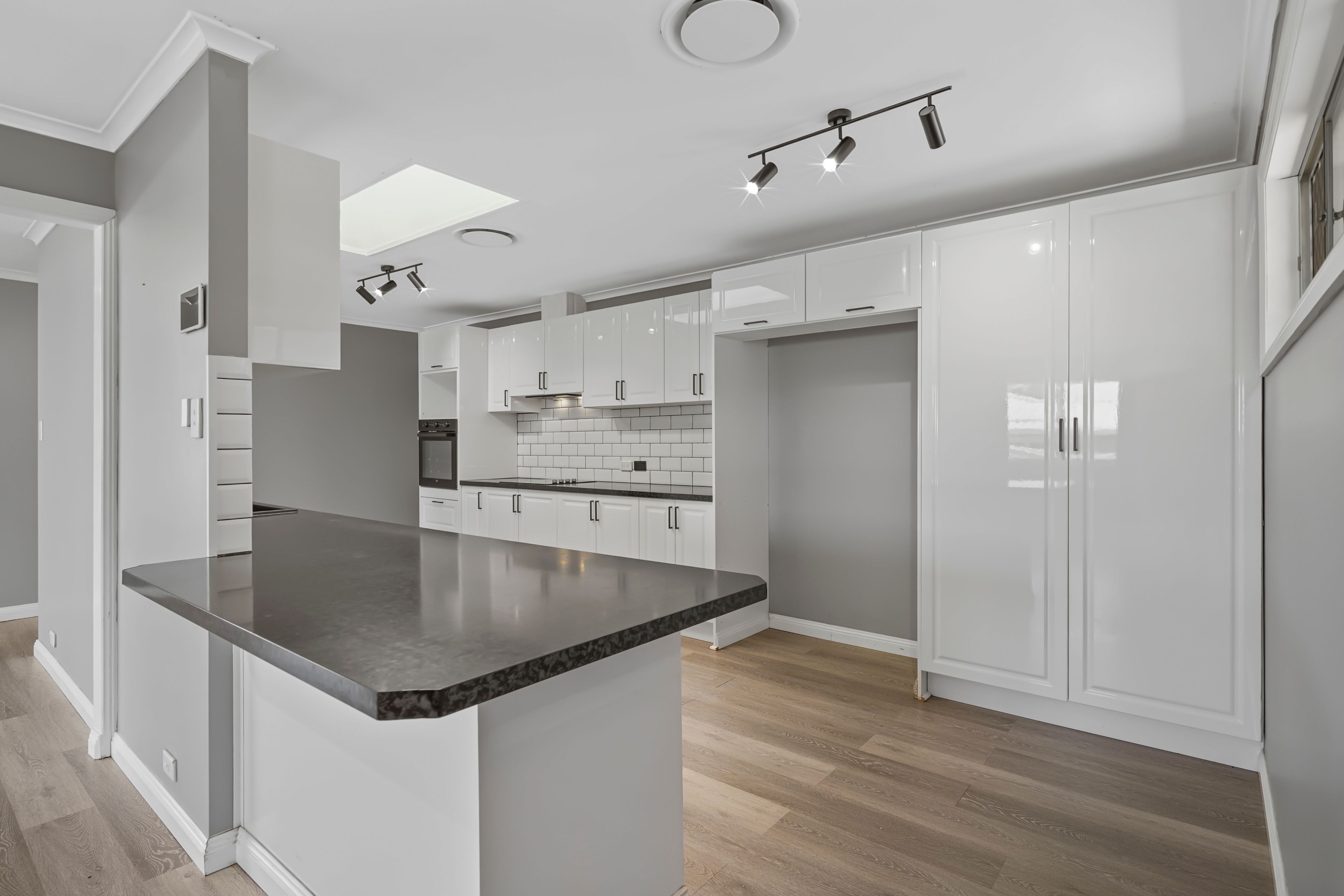 44 Jensen Street — photo 6 of 23