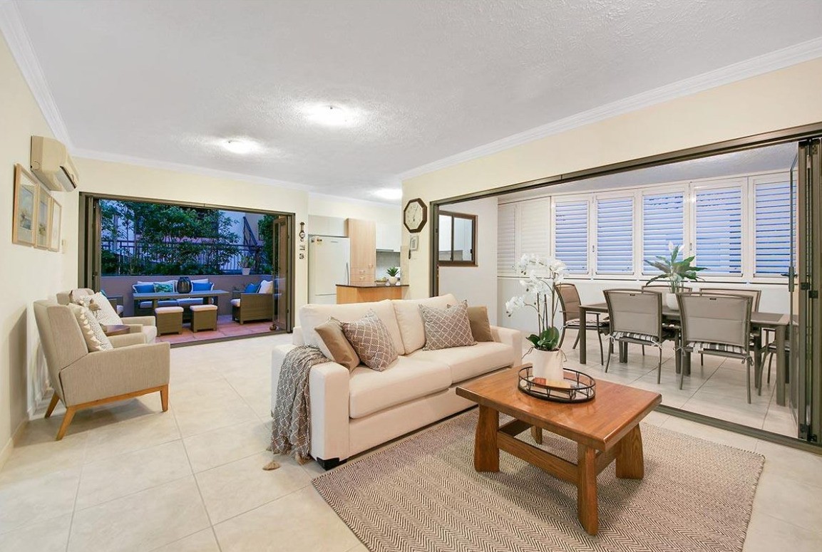 2/52 Foxton Street, Indooroopilly, QLD 4068