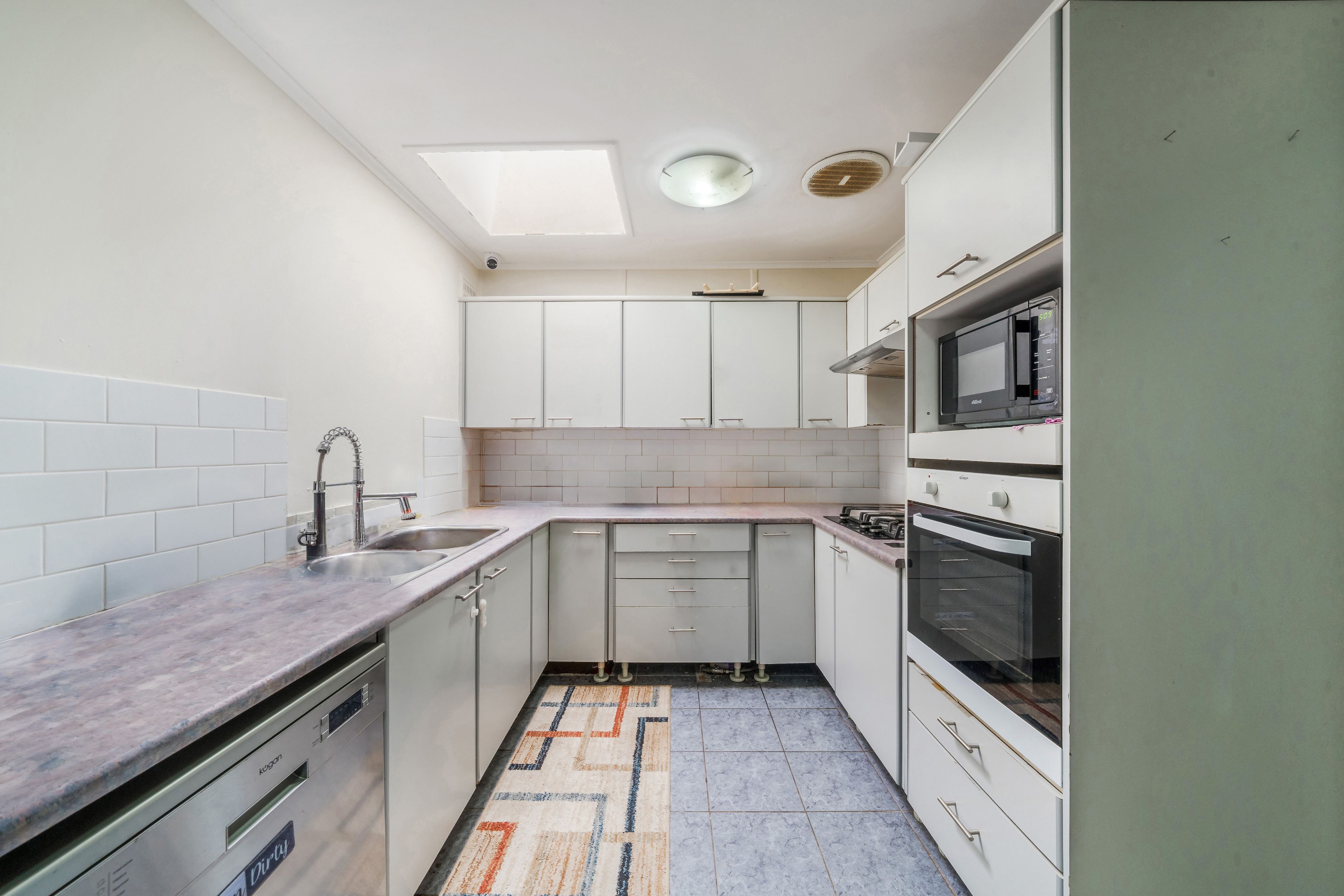 218 Elizabeth Drive — photo 12 of 18