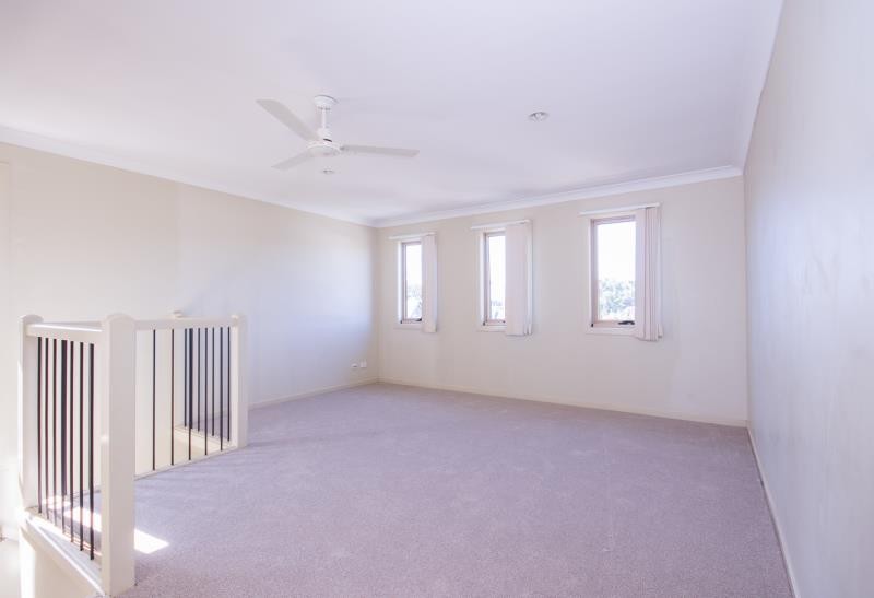 32 Silvergull Street, Coomera, QLD 4209