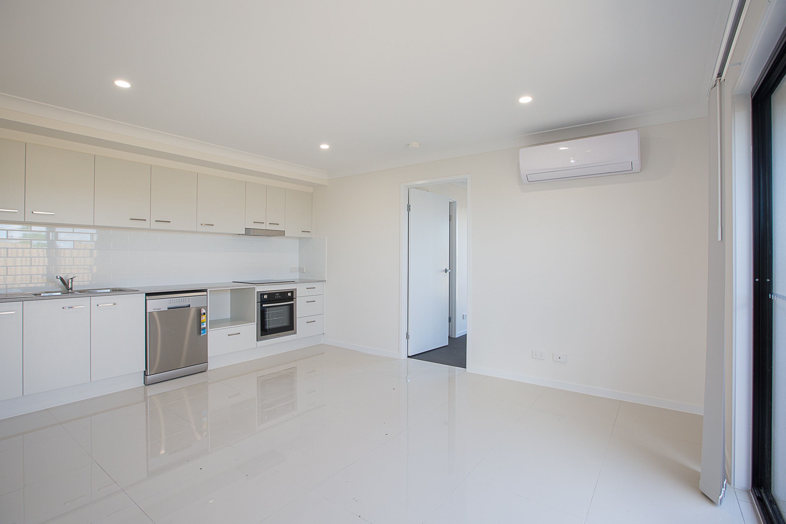 2/39 Azure Street, Rosewood, QLD 4340