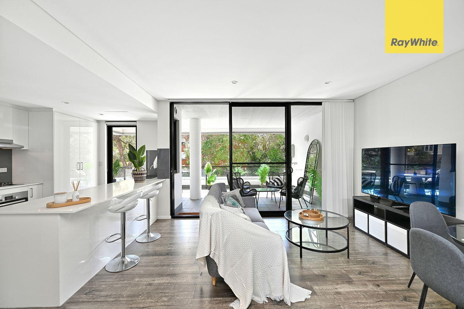 203/115 Bowden Street — photo from Ray White Meadowbank