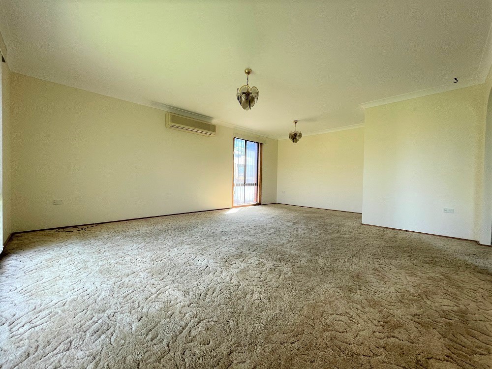 4 Richmond Crescent, Campbelltown, NSW 2560