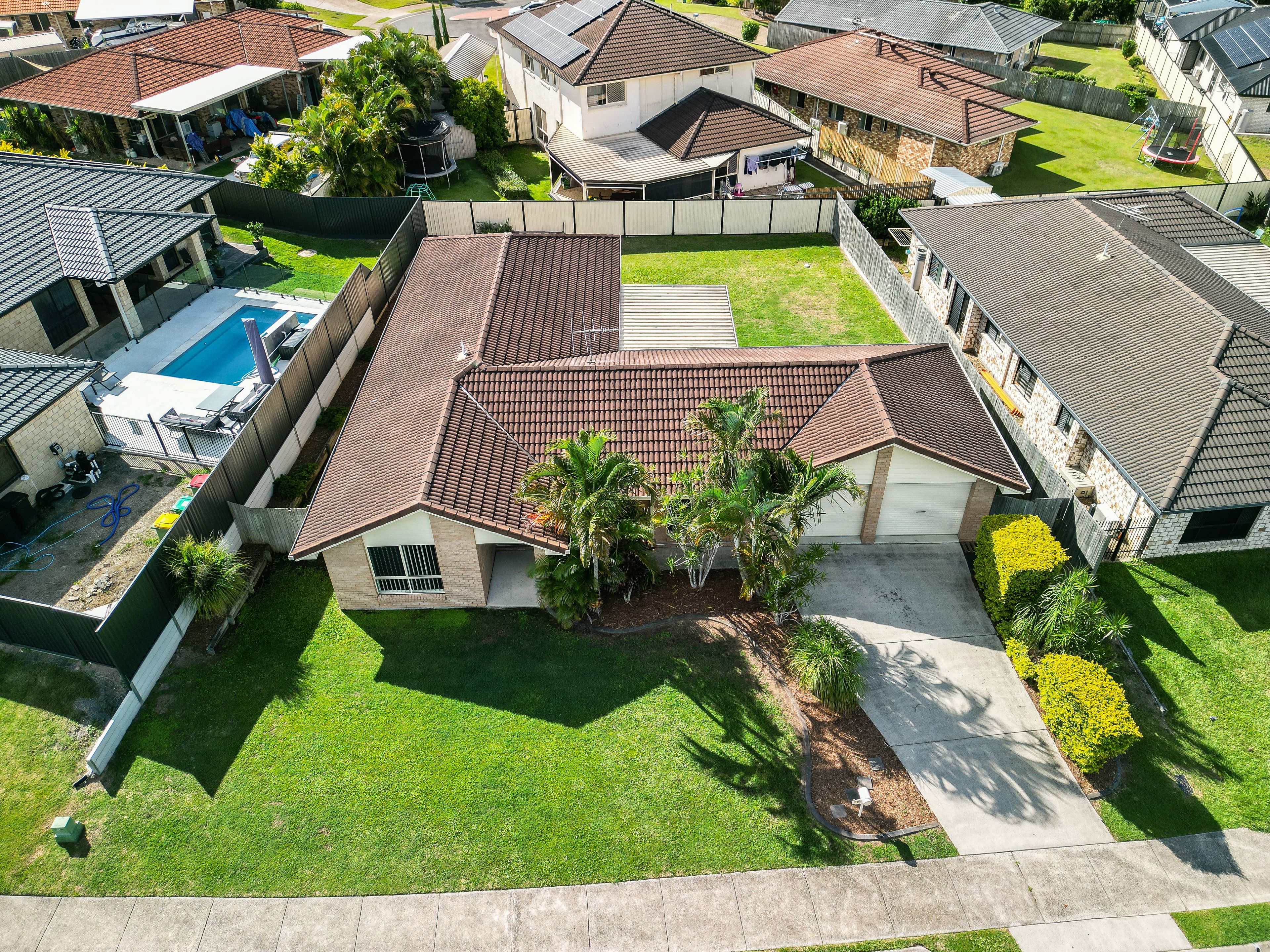 11 Ivanhoe Place, Brassall, QLD 4305