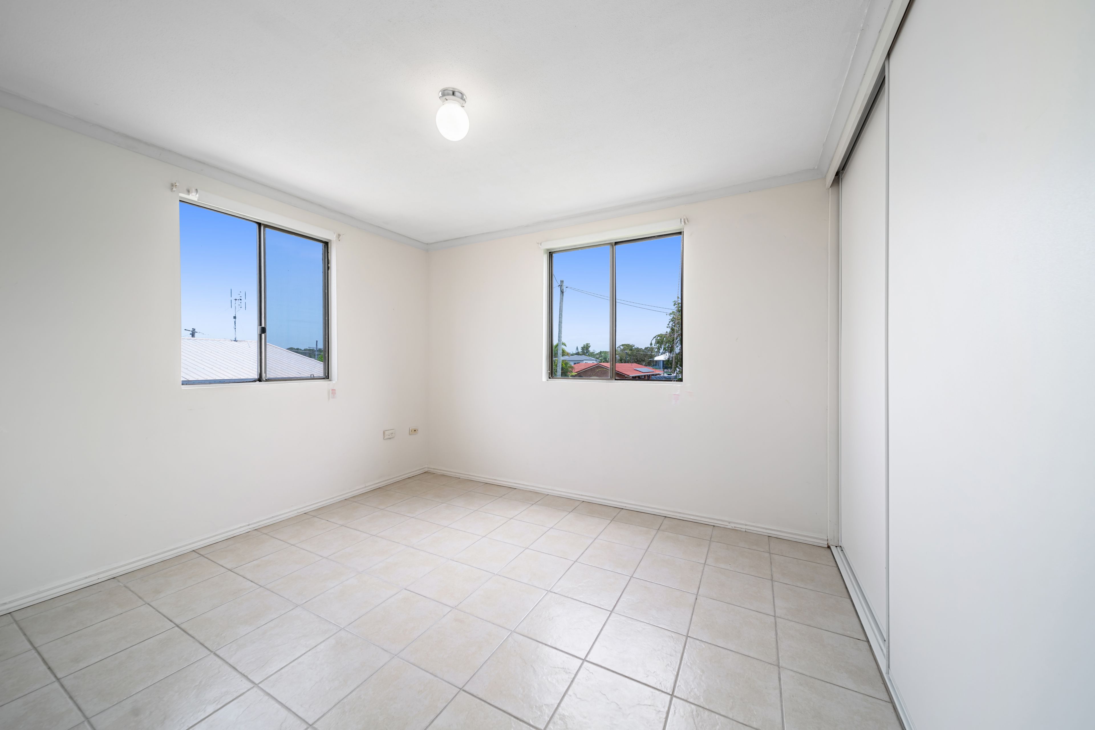 11A Beerburrum Street — photo 4 of 9