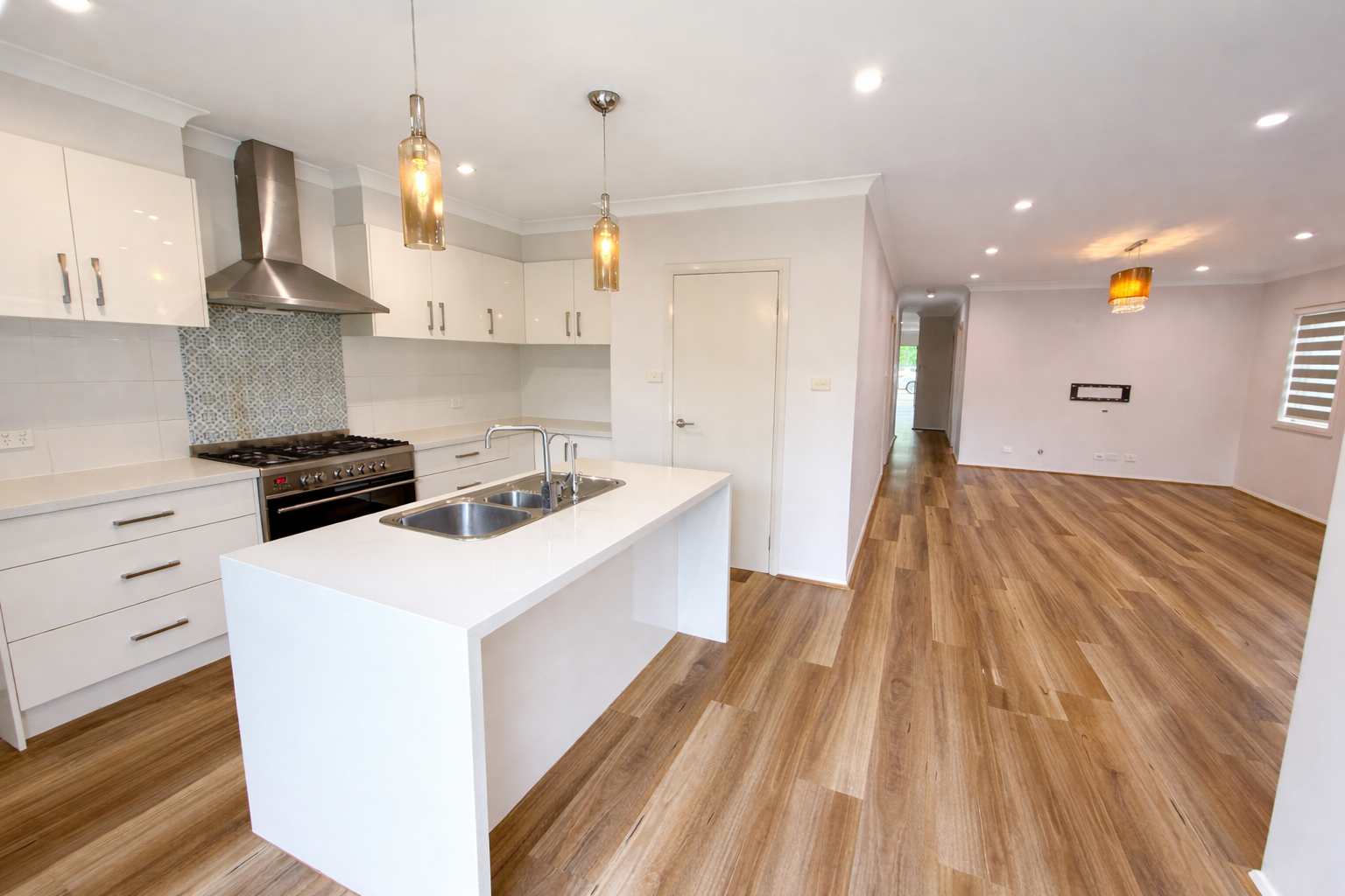 44 Wildflower Circle, JORDAN SPRINGS, NSW 2747