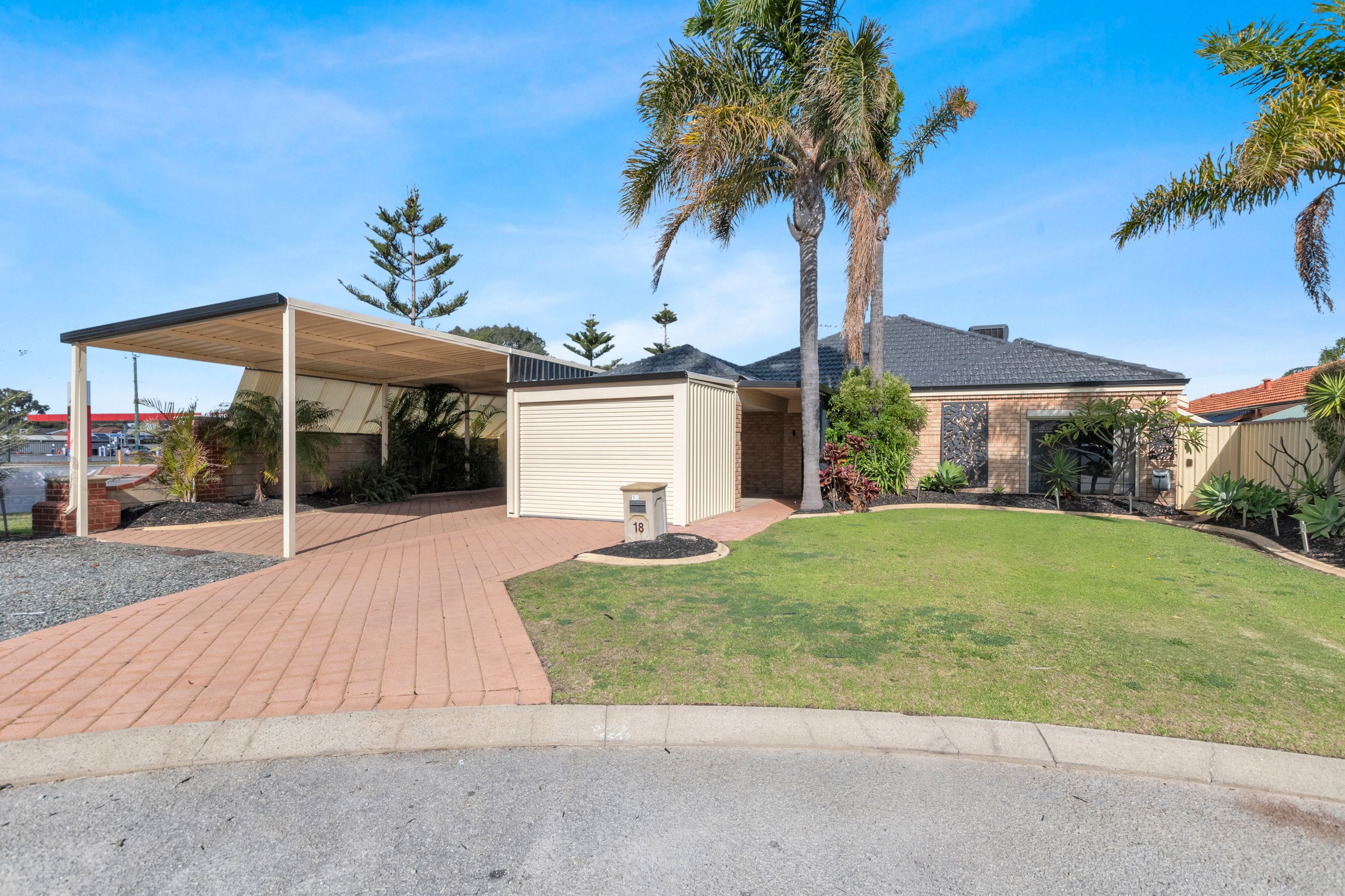 18 Summer Hill Place, Warnbro, WA 6169