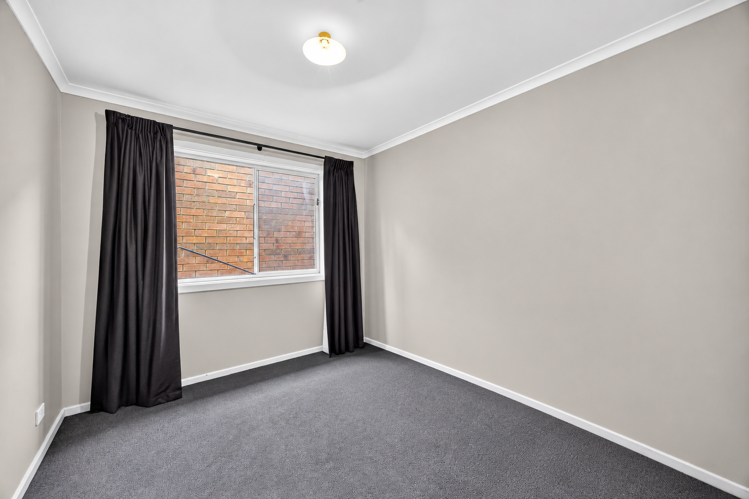 8 Aberdeen Lane — photo 3 of 12