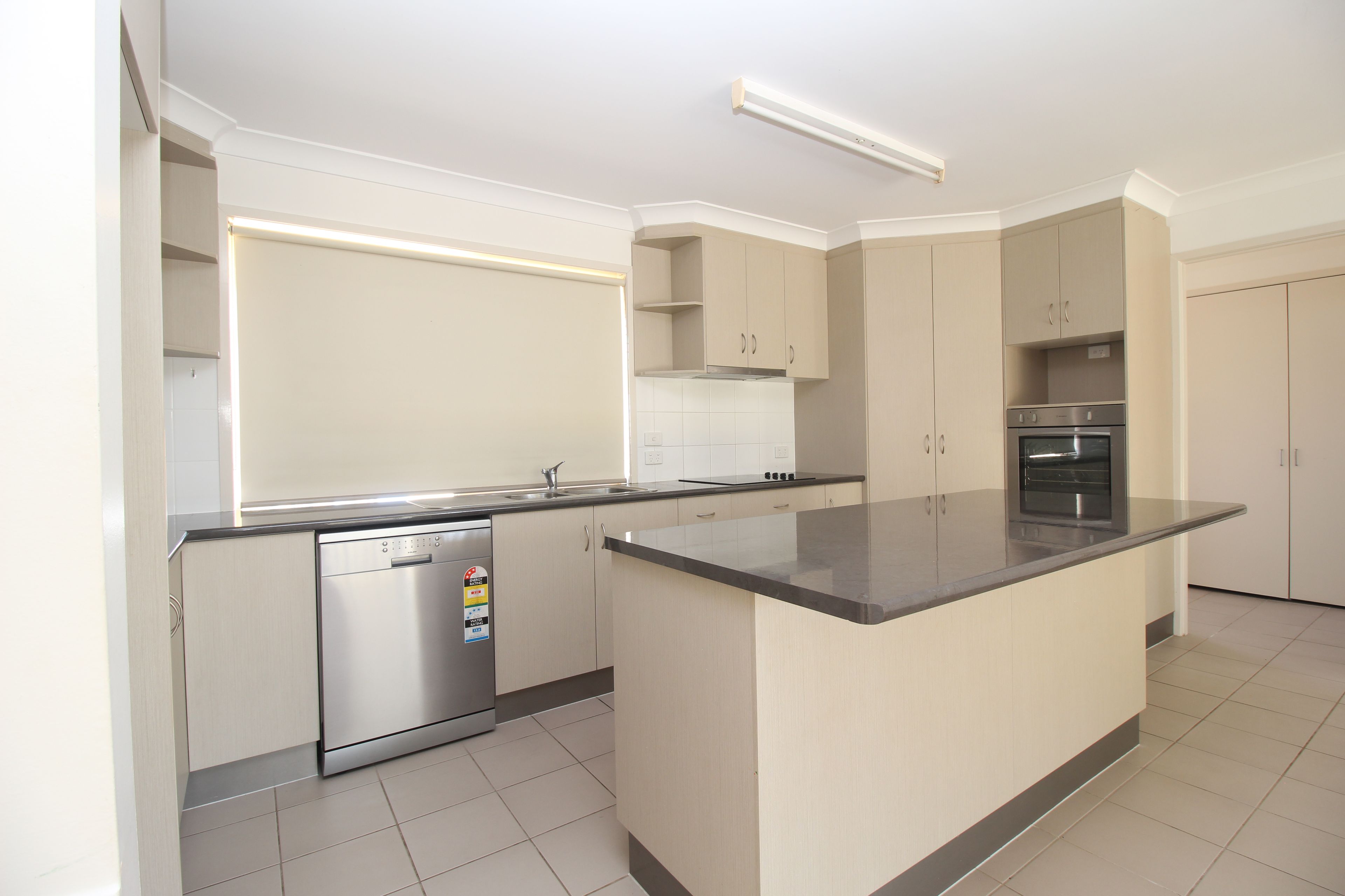 4 Peggy Court, Emerald, QLD 4720