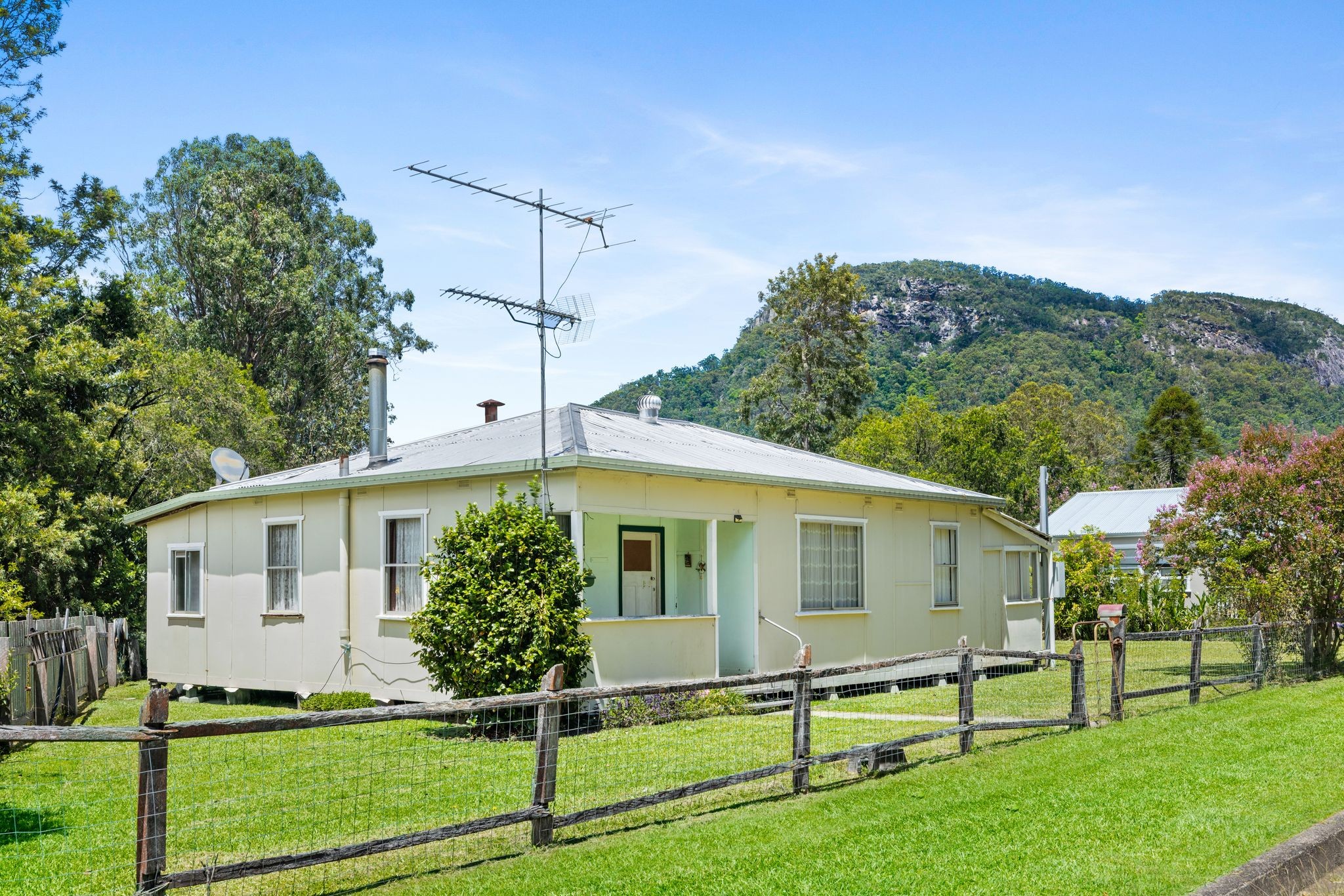 4 Stephen Street, Urbenville, NSW 2475