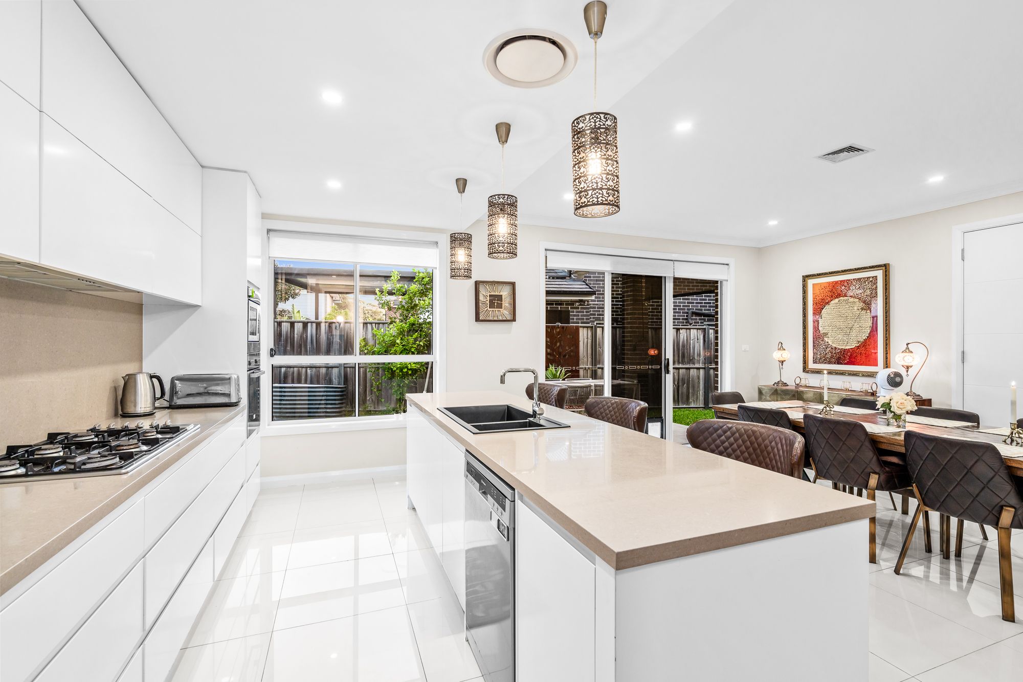2 Lapstone Street — photo 6 of 22