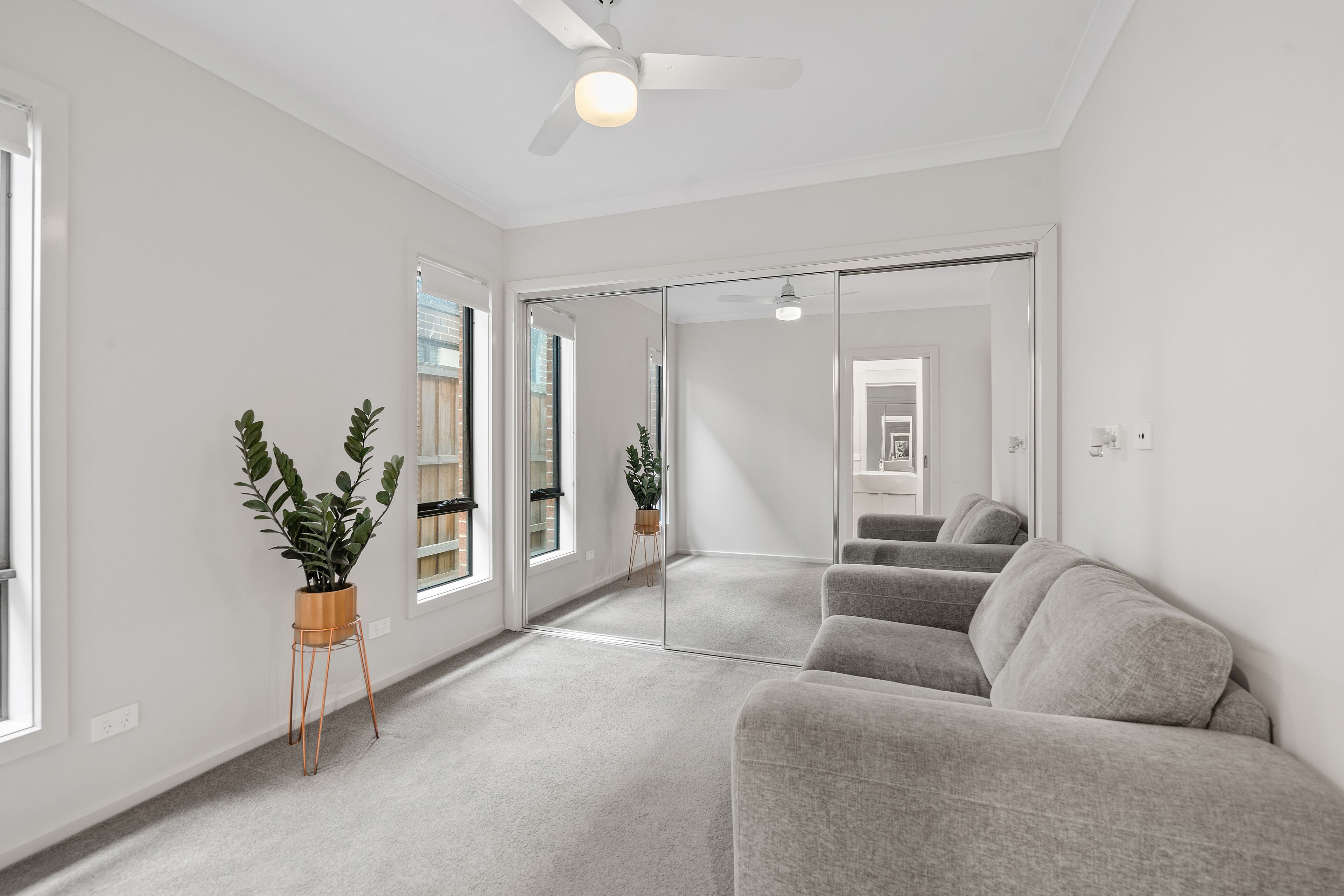 247 St Germain Boulevard — photo 10 of 23