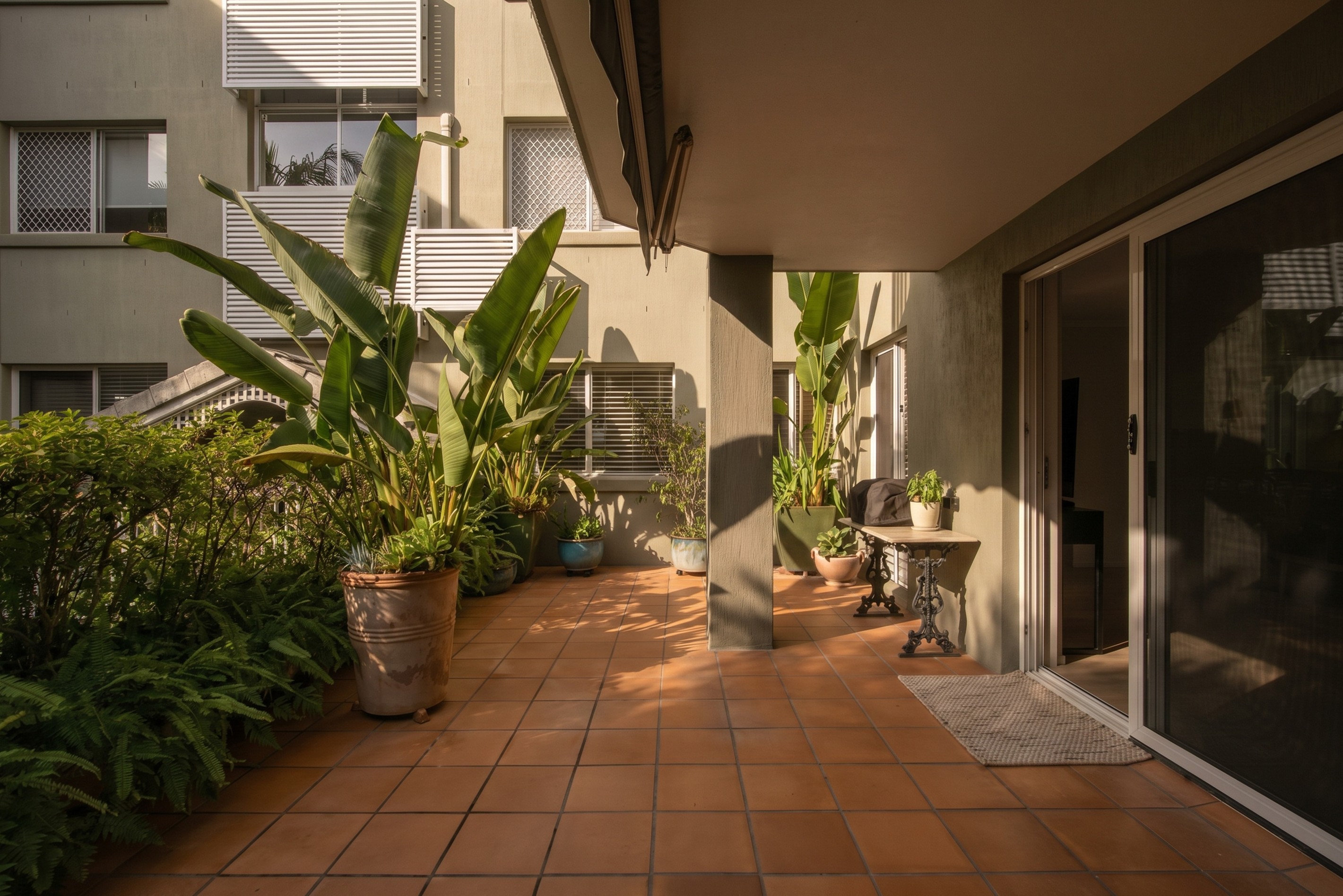 3/28 Cronin Avenue, Main Beach, QLD 4217