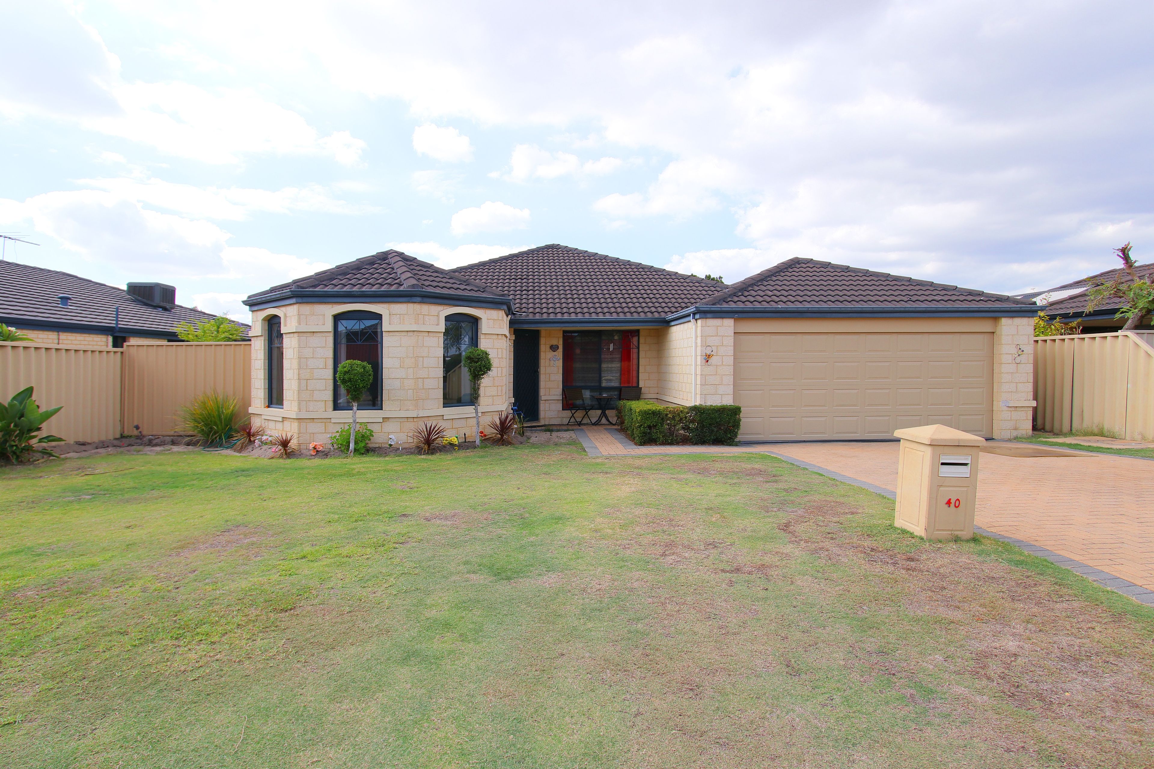 40 Amherst Road, Canning Vale WA 6155