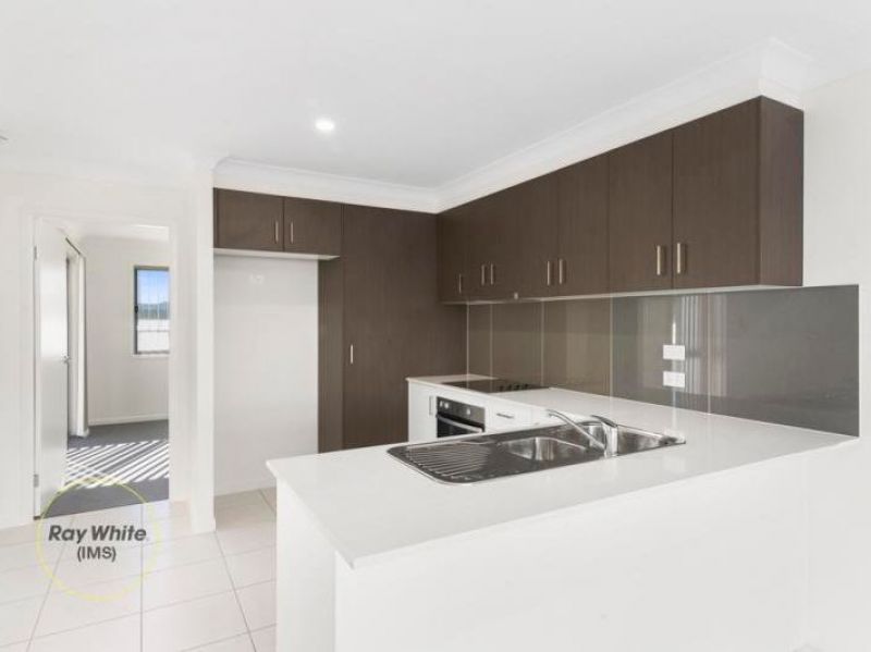 13/4 Rhiana Street, Pimpama, QLD 4209