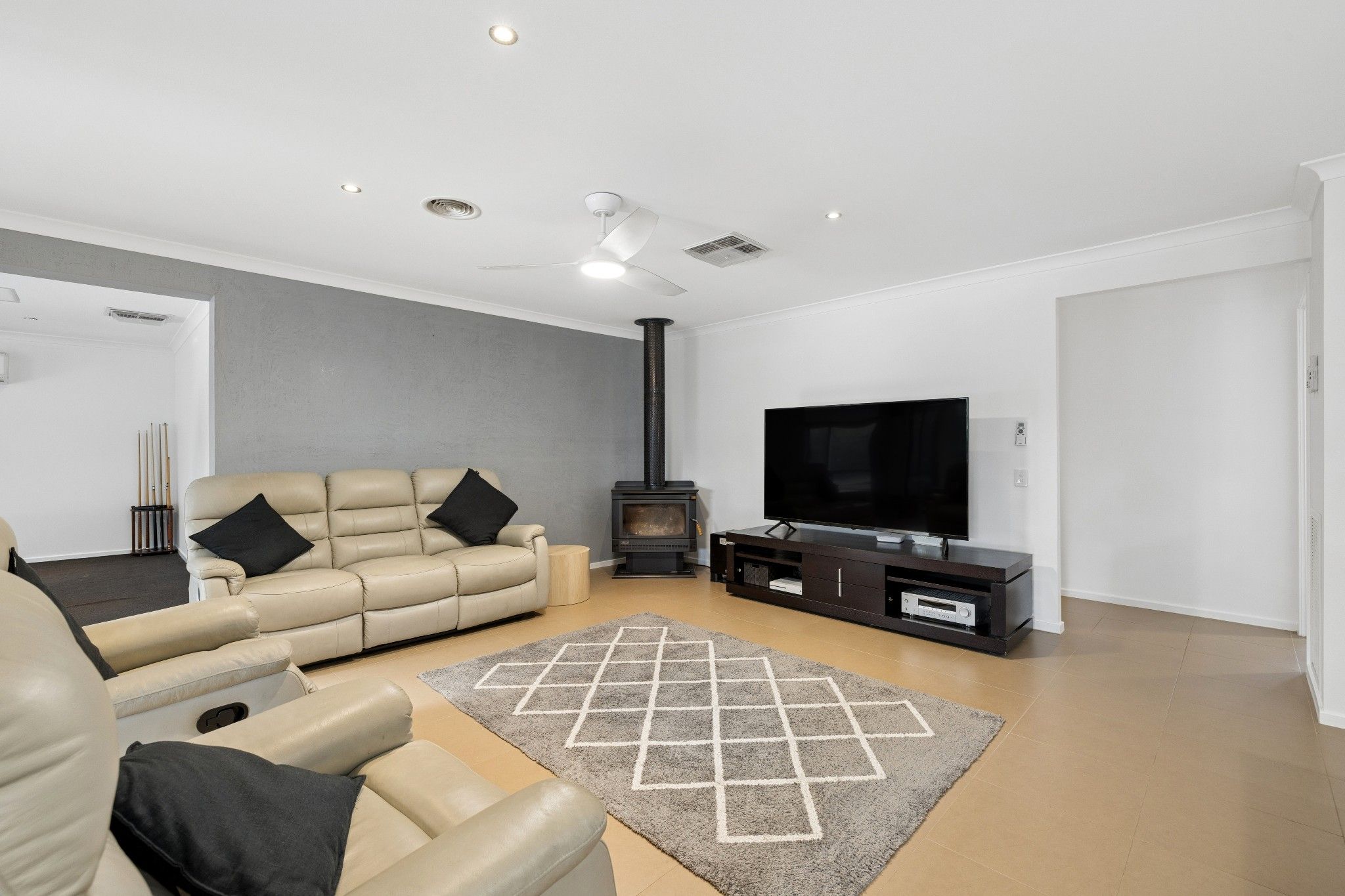70 Hindmarsh Drive — photo 3 of 27