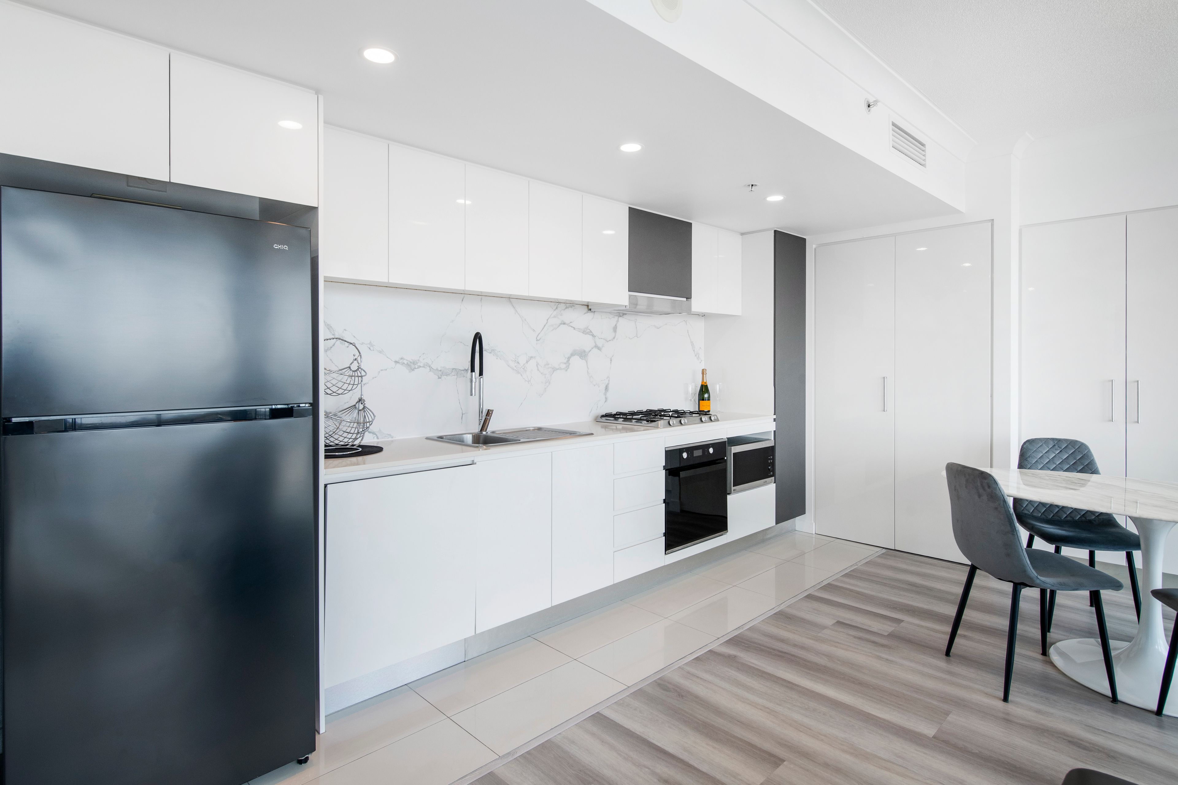 21409/5 Lawson Street, Southport, QLD 4215