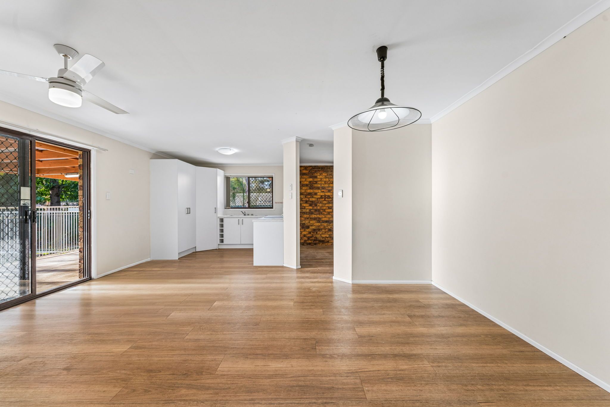 3 Mortlake Crescent — photo 8 of 19