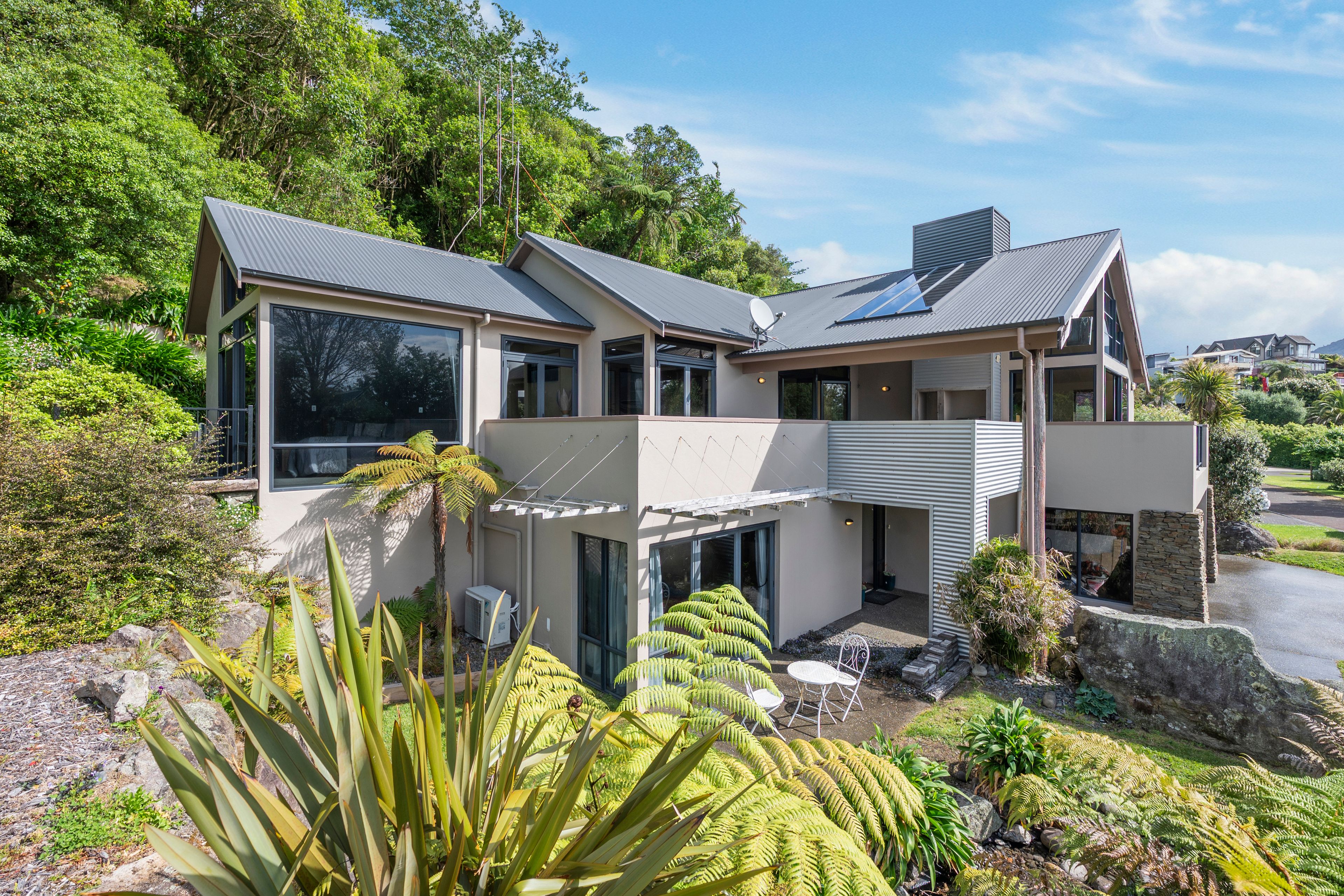 11 Gemini Place, Kawaha Point, Rotorua District 3010 Sold House Ray
