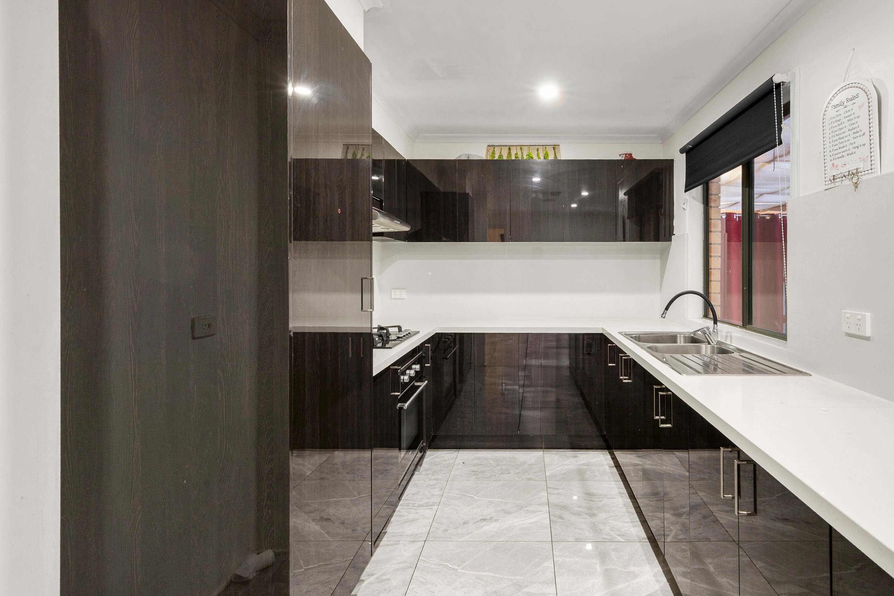 25 Chelsworth Loop, Craigieburn, VIC 3064