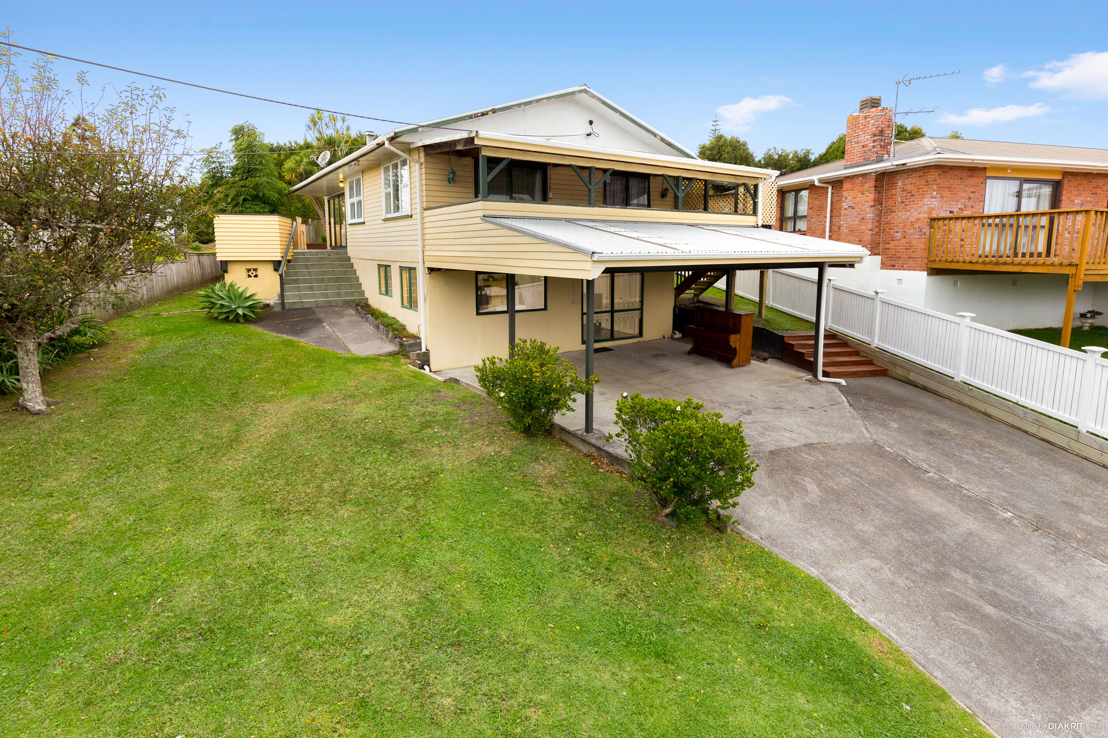 39 Glen Marine Parade, Glendene, Waitakere City