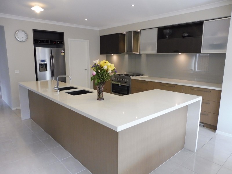 12 Serene Way, Clyde North, VIC 3978