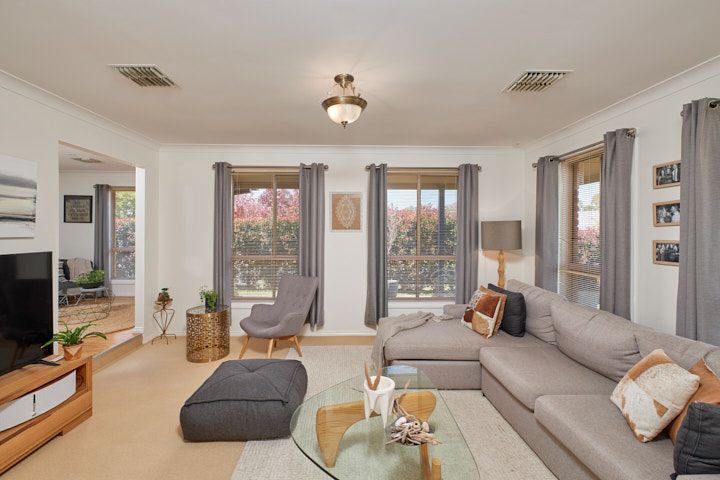 9 Grampian Place, Tatton, NSW 2650