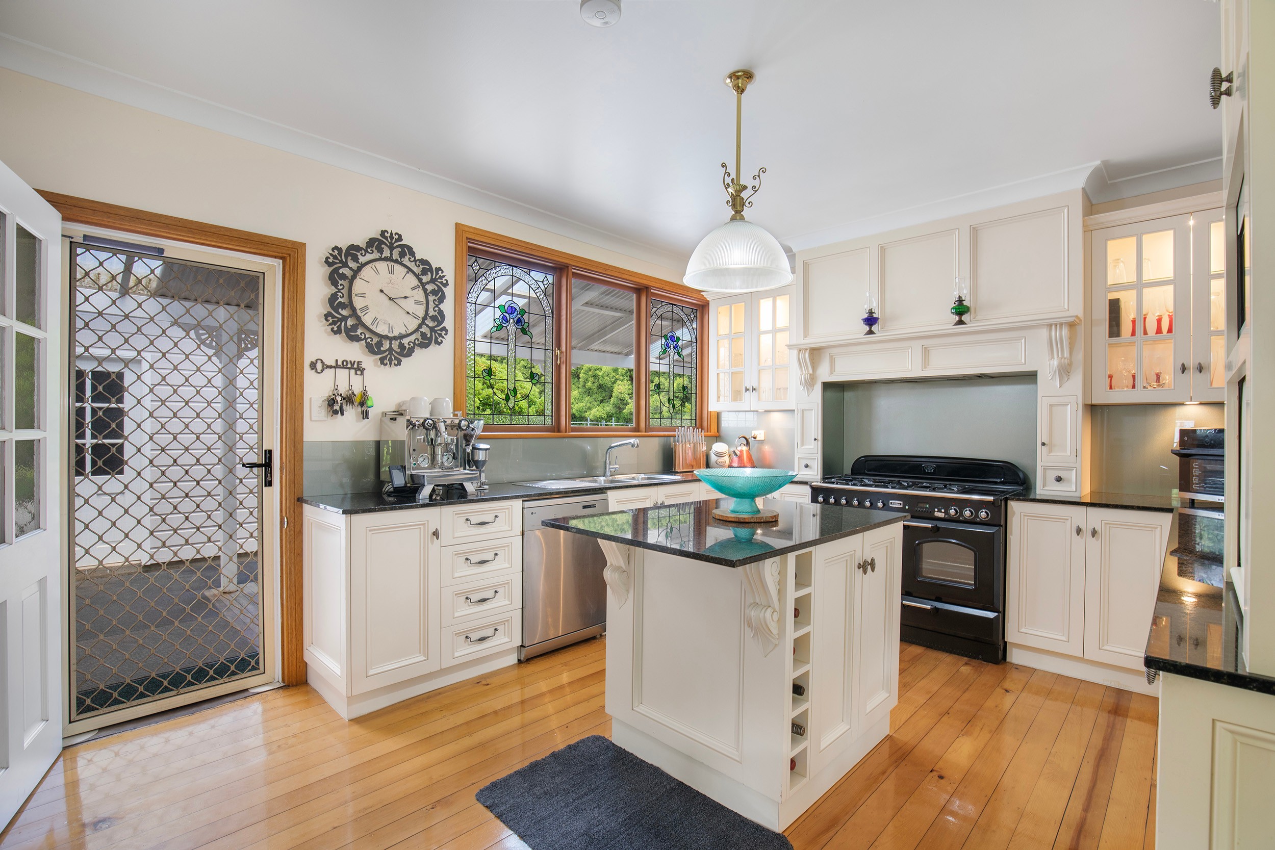 'Kincora' 8595 Waterfall Way, Ebor, NSW 2453