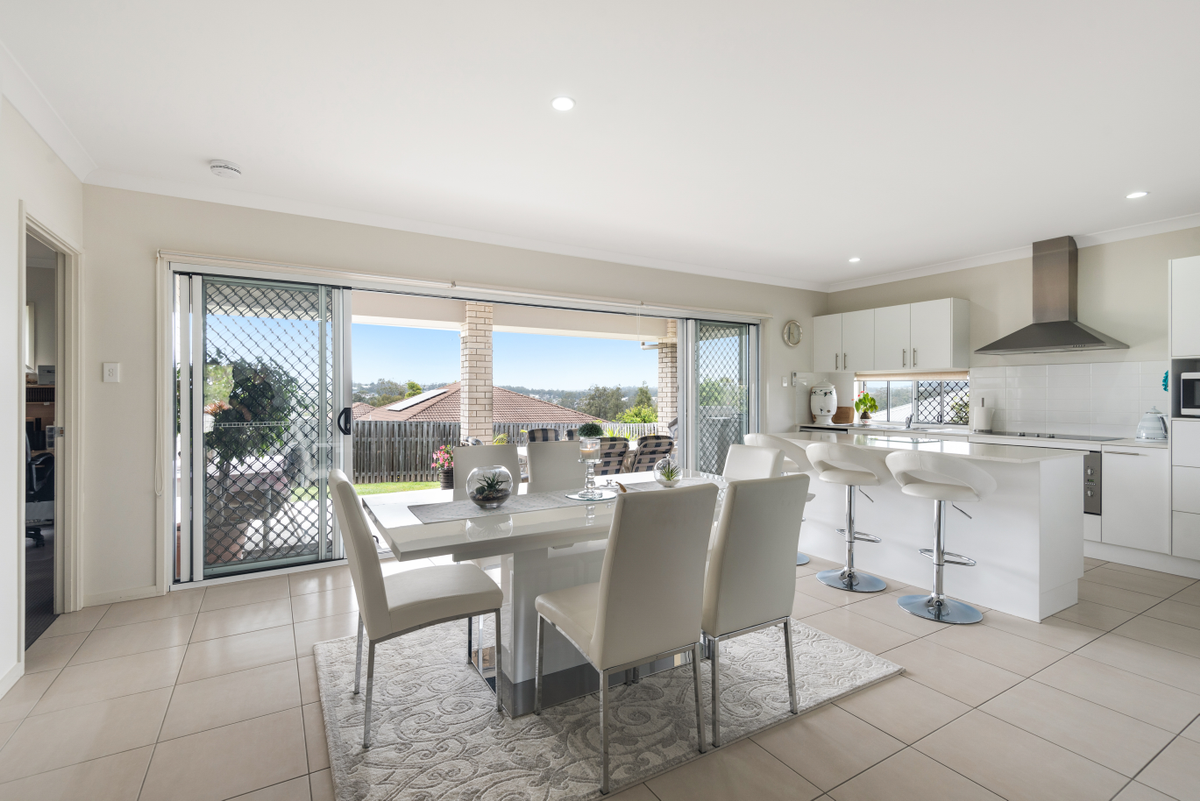 30 Brigid Boulevard, Augustine Heights, QLD 4300