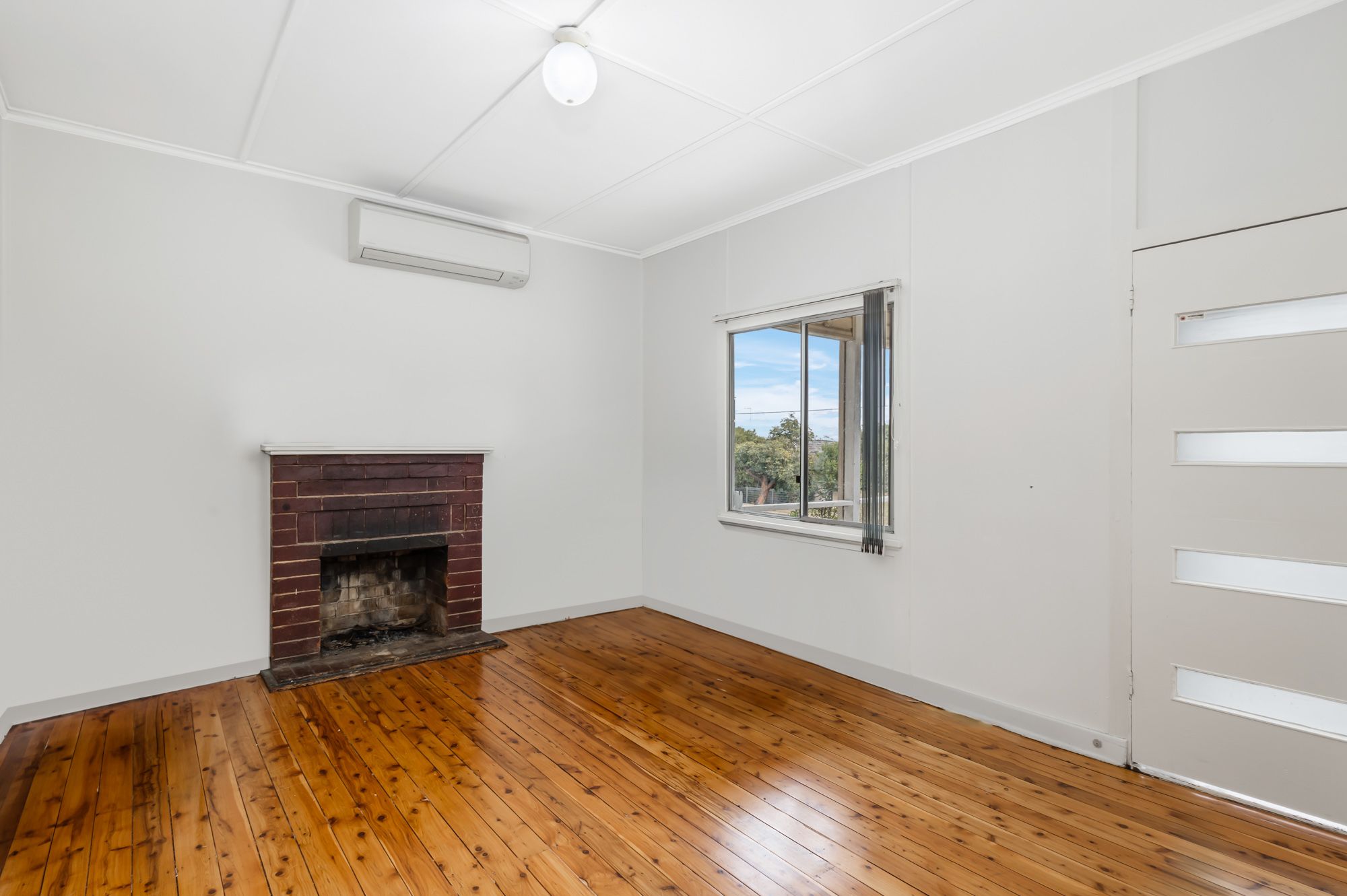 14 & 14a Lethbridge Street, St Marys, NSW 2760