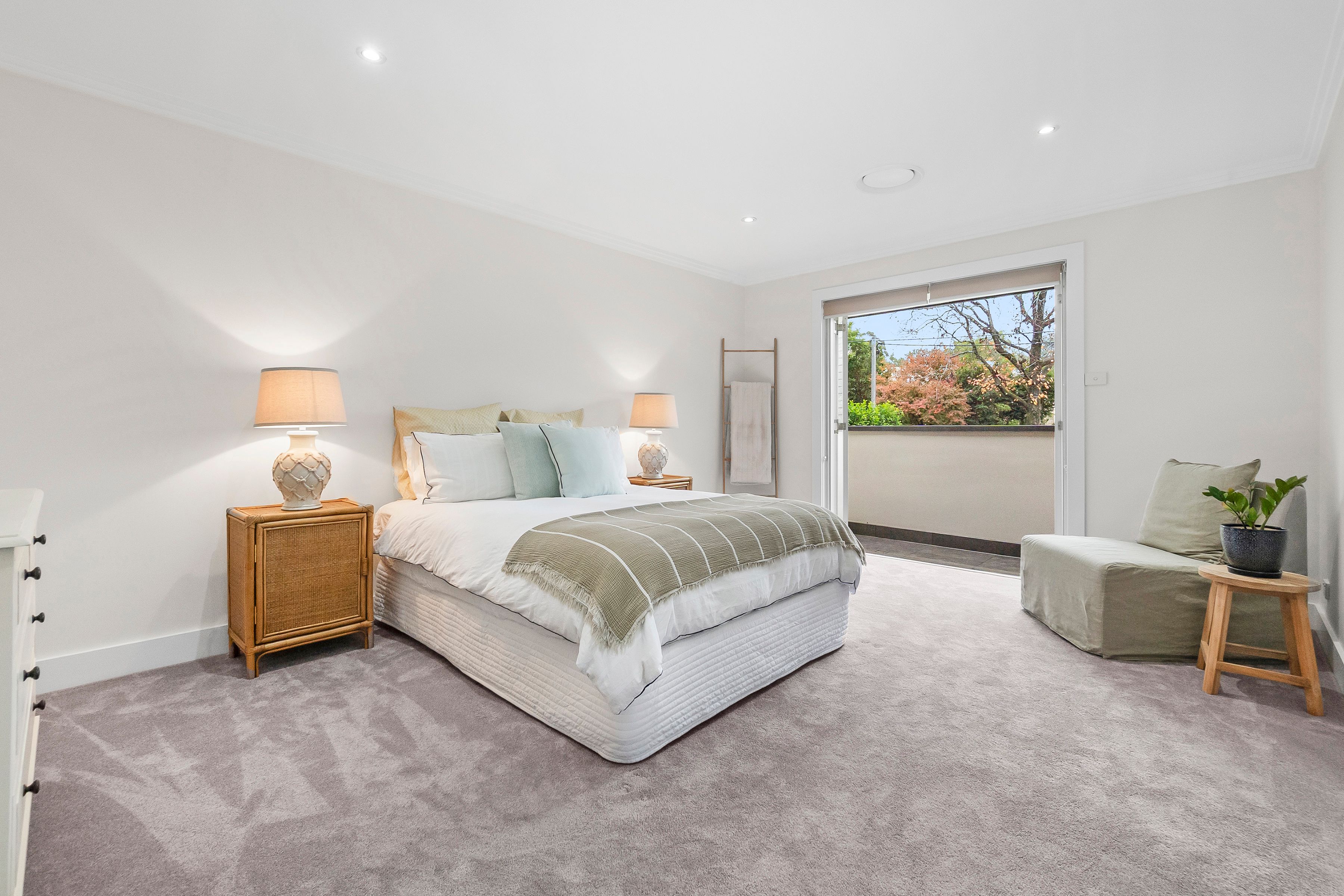 33 Murdoch Street — photo 12 of 18