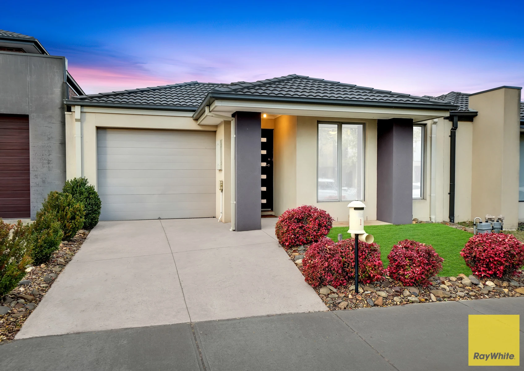 1 Mckillop Way, FRASER RISE, VIC 3336