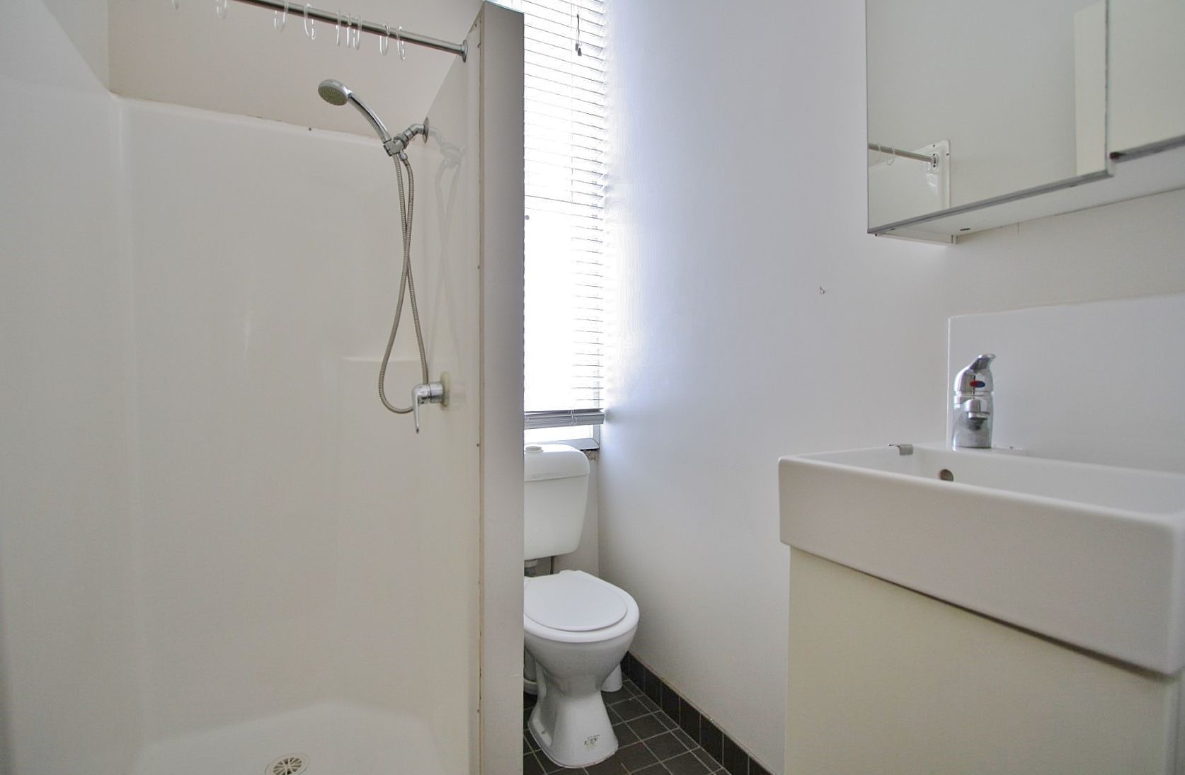 1B/12 Gladstone Road, Highgate Hill, QLD 4101
